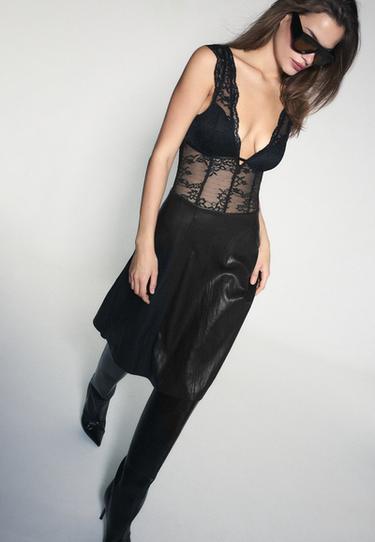 Lace bodysuit — Black 6