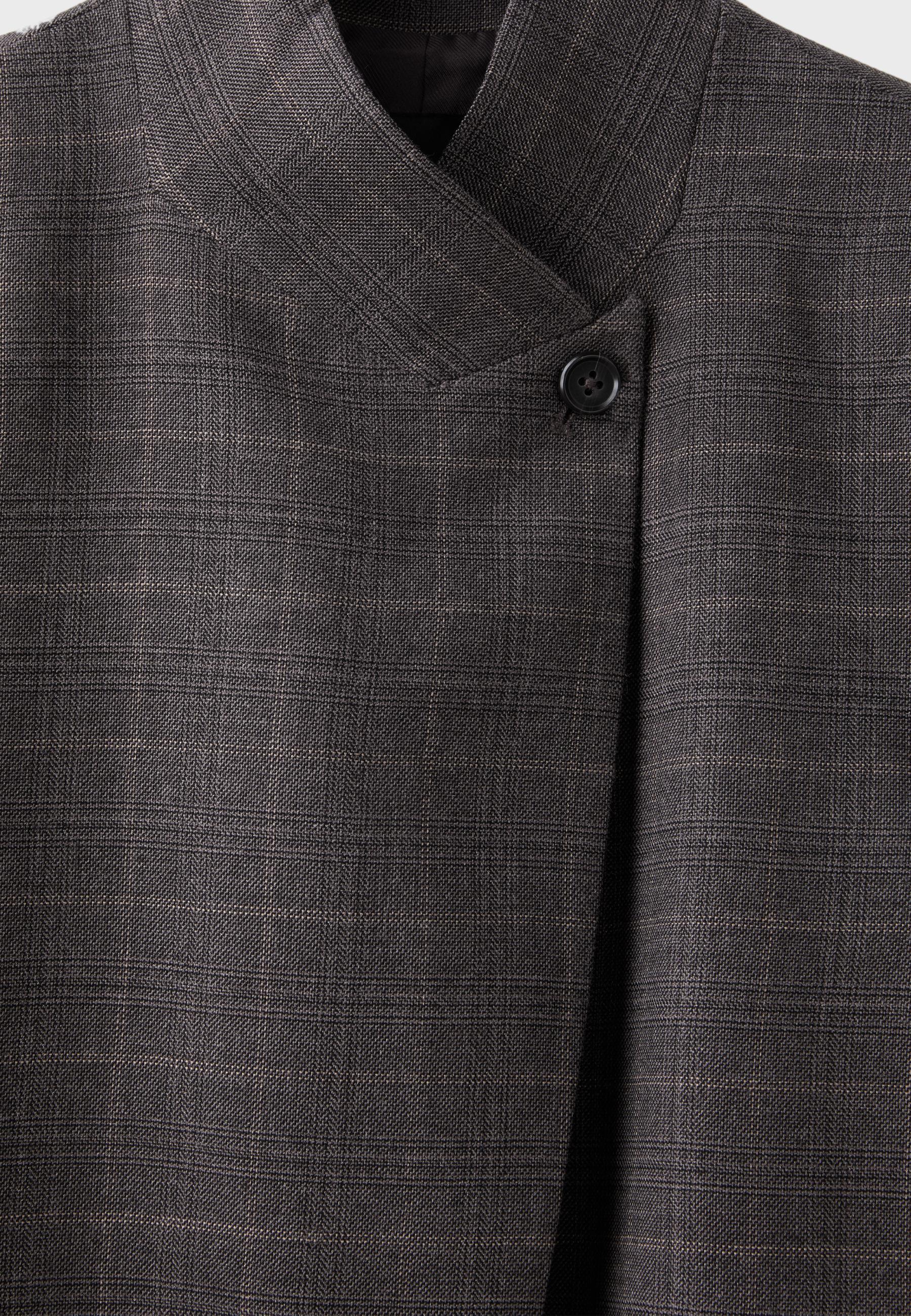 Asymmetric check blazer — Beige
