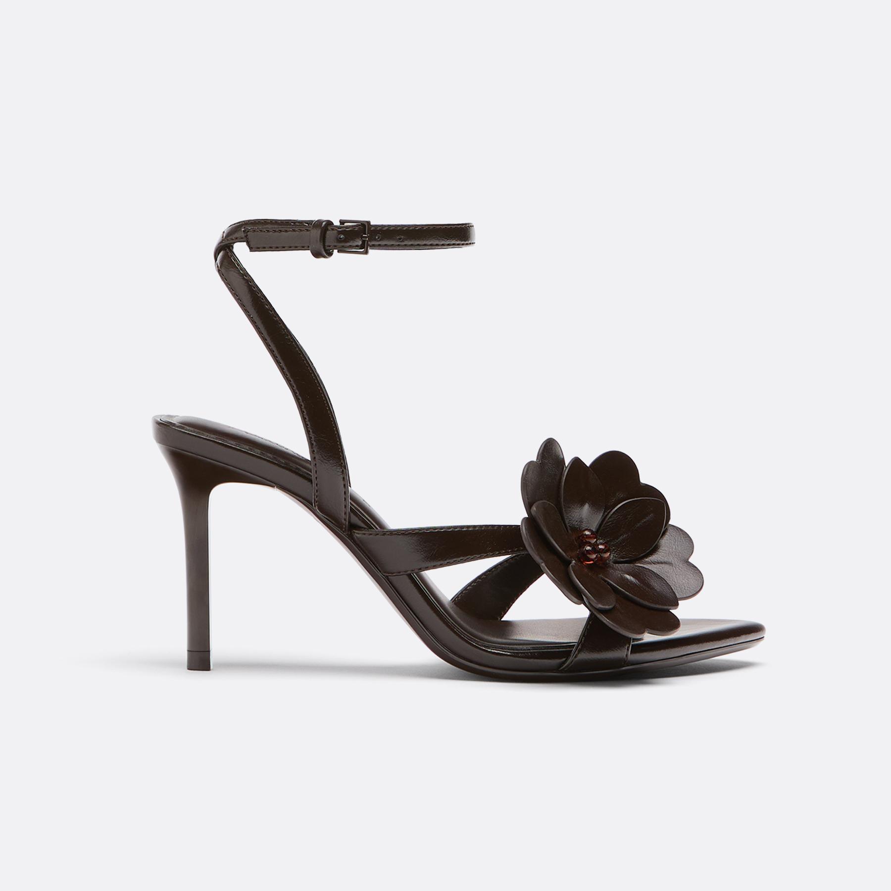 Heeled flower sandals — BROWN