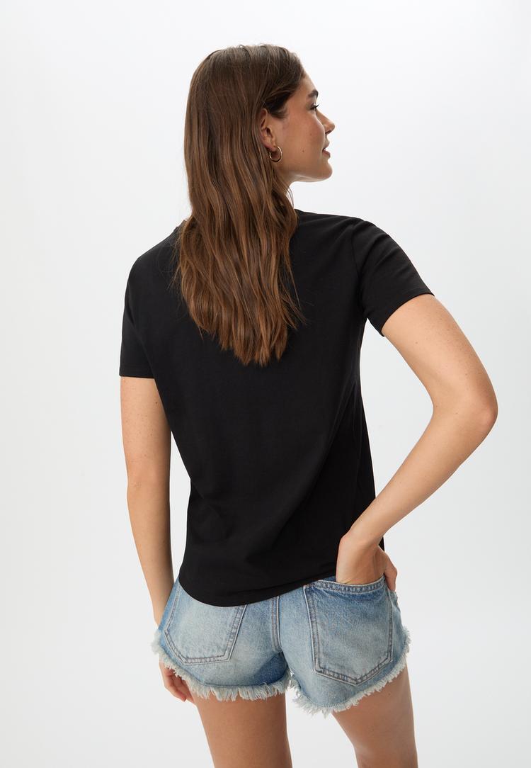 basic regular fit round neck t shirt