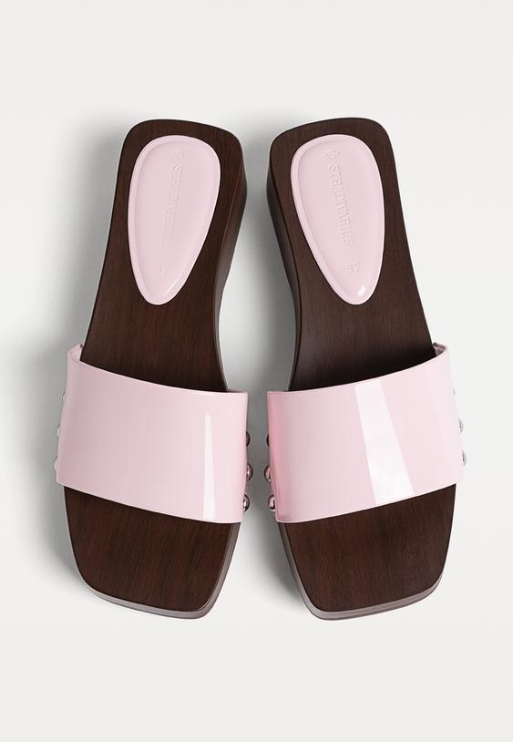 zuecos detalle bolitas