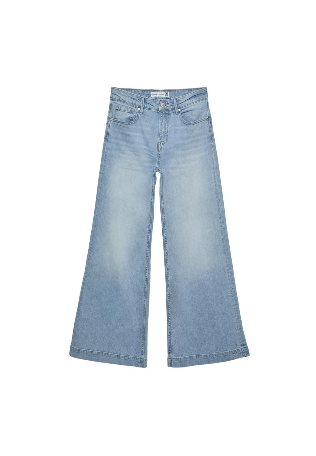 D71 Wide-leg flared comfort jeans