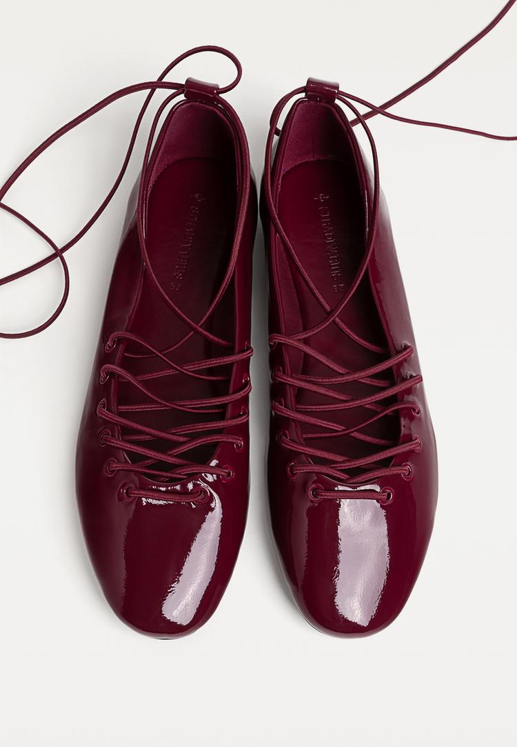 bailarinas lace up