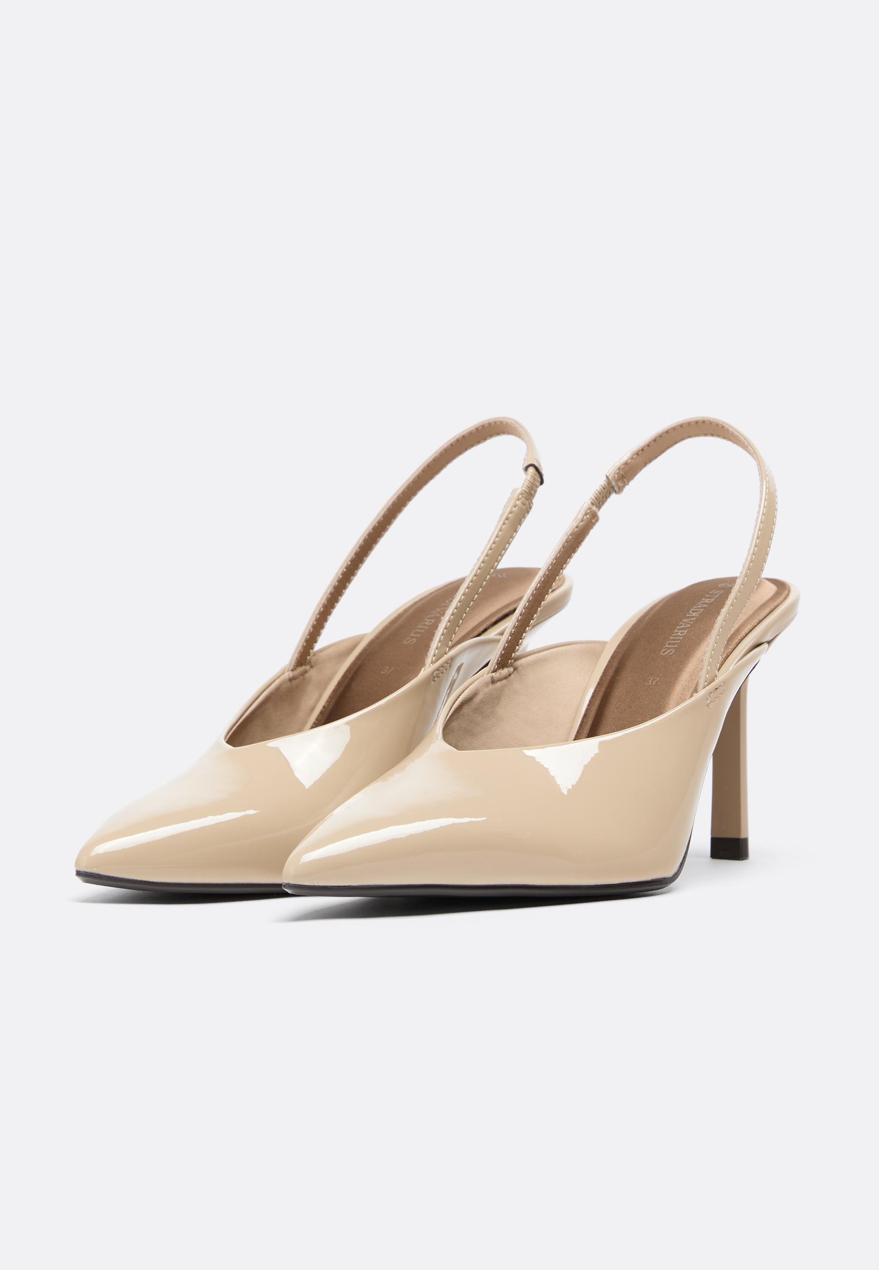 Zapatos tacón escote pico destalonados