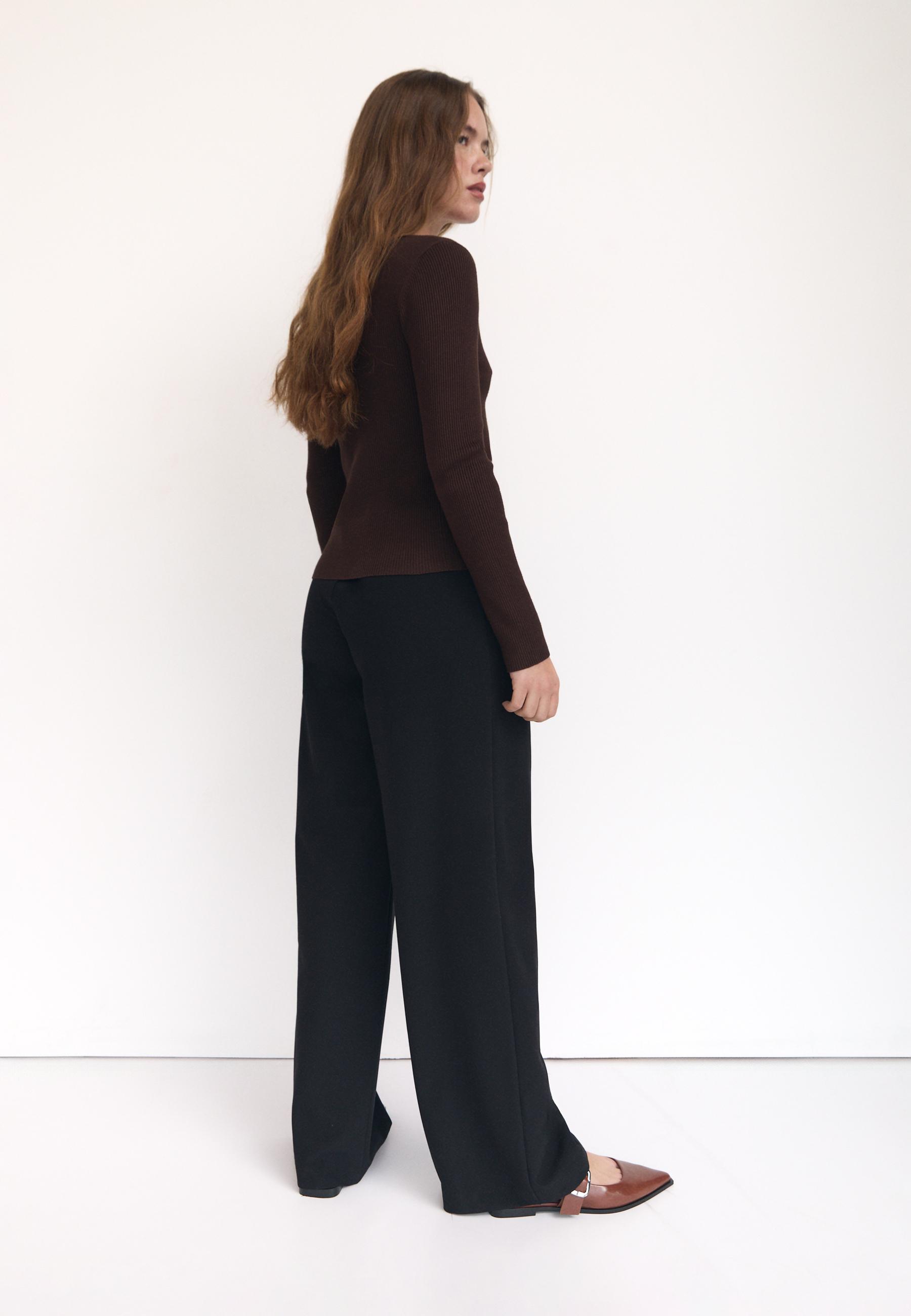 Wide-leg trousers with buckle detail — Black