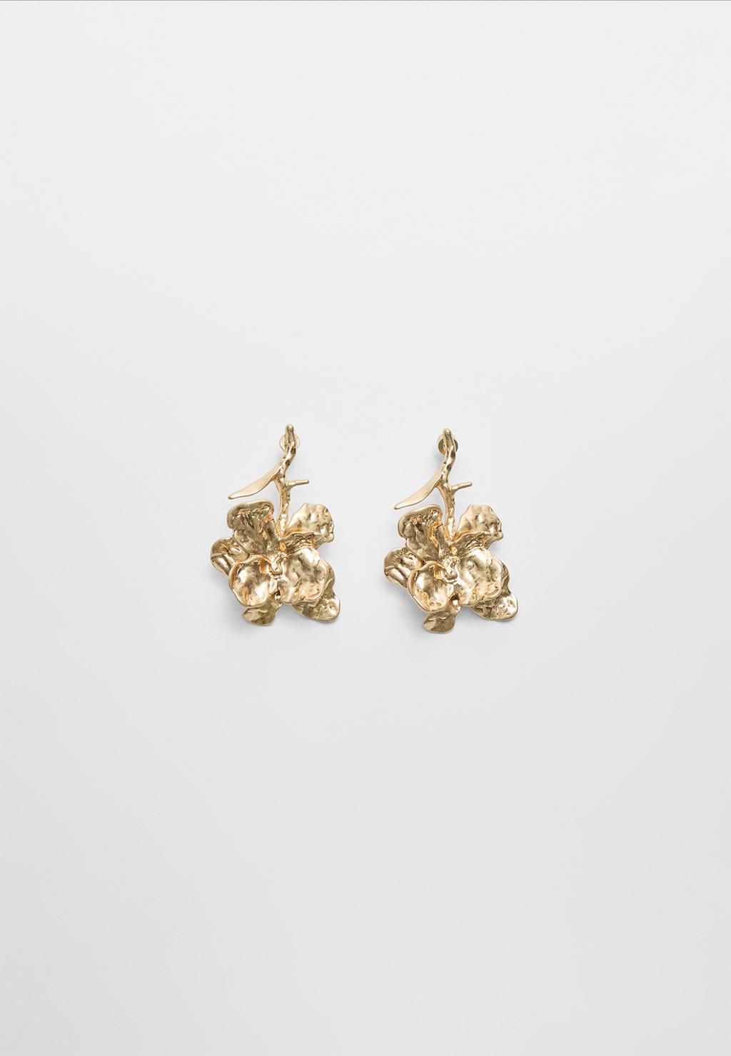 Textured flower earrings