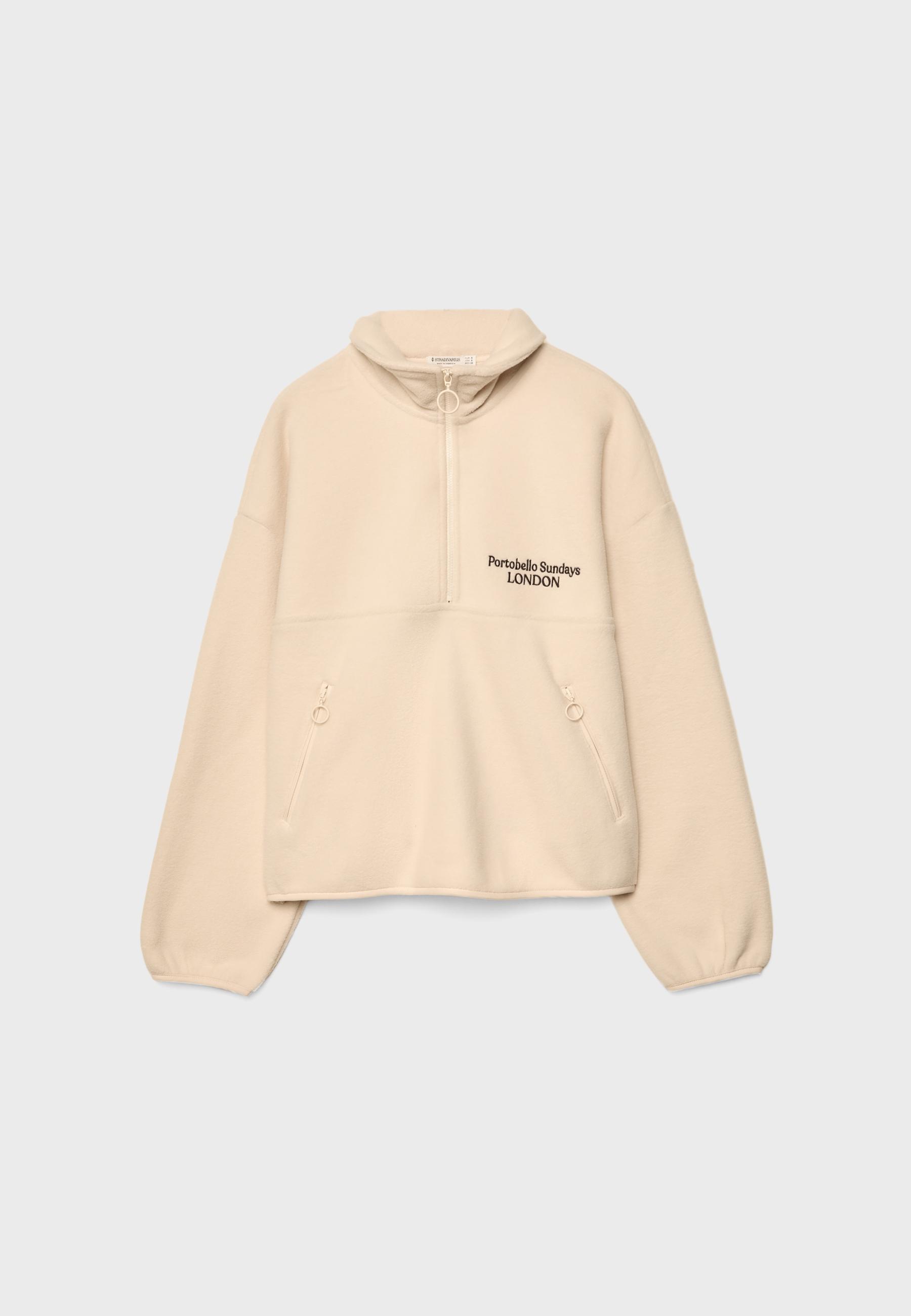 Embroidered Fleece Sweatshirt - Women's fashion | Stradivarius Spain