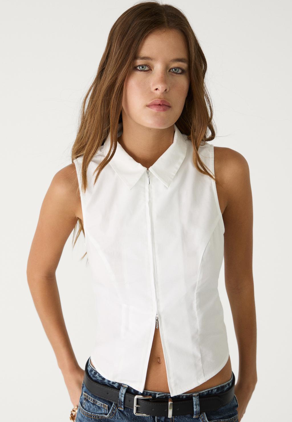 Camisa fitted sin mangas cremallera