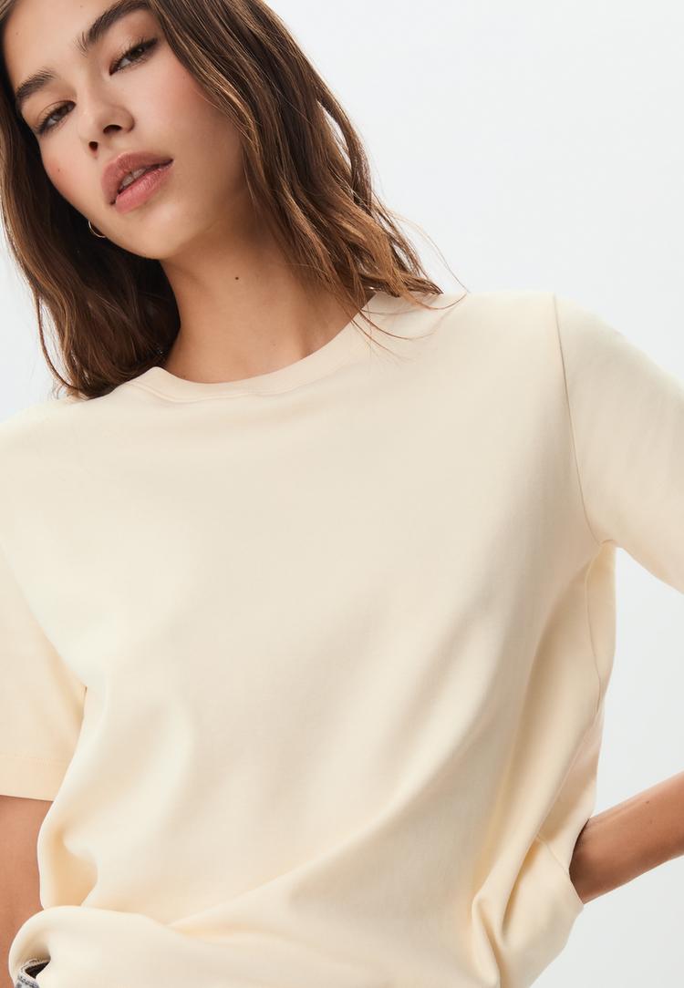 basic-t-shirt-aus-schwerem-gewebe-im-regular-fit