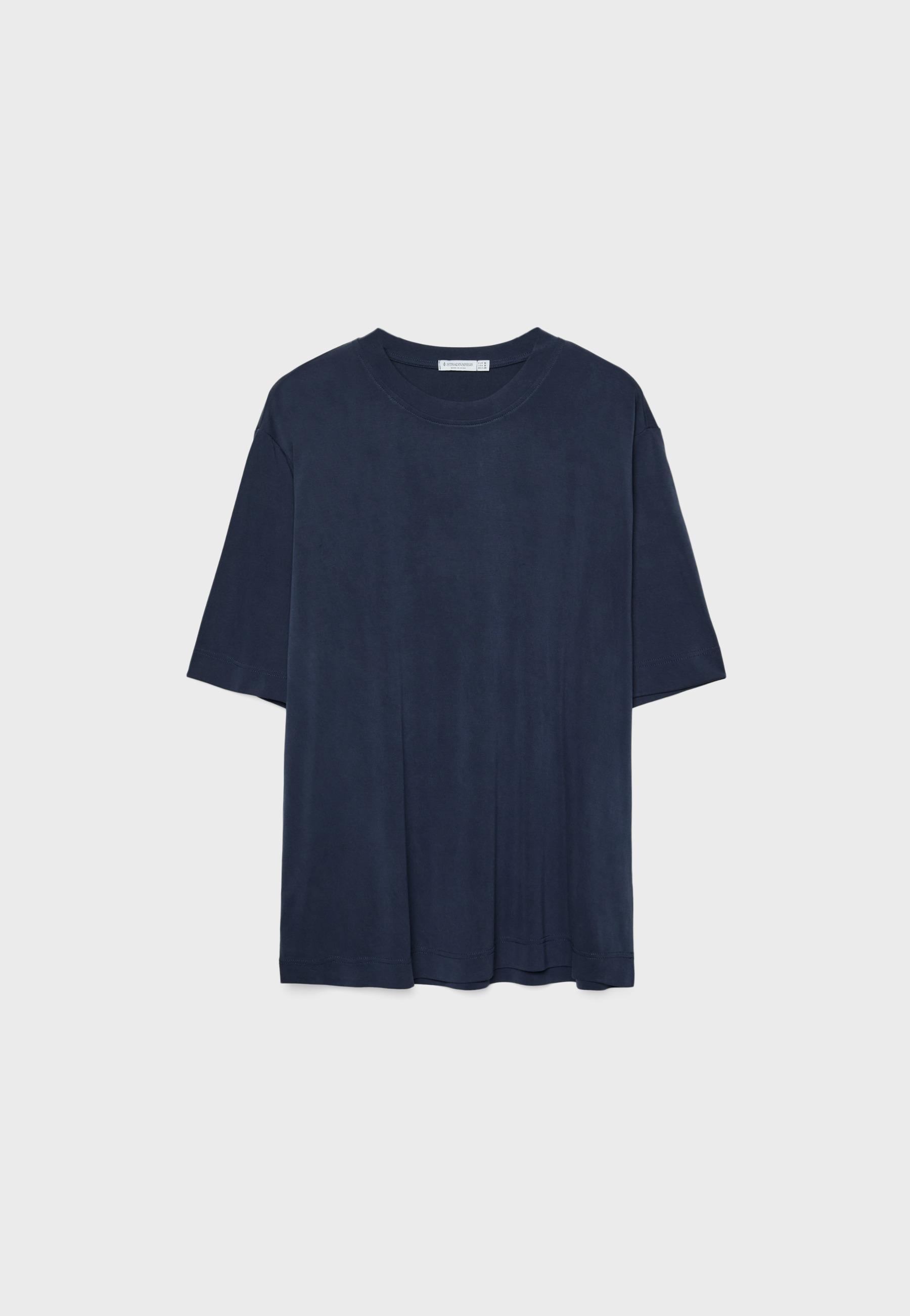 Soft-touch oversize turtleneck — Dark blue