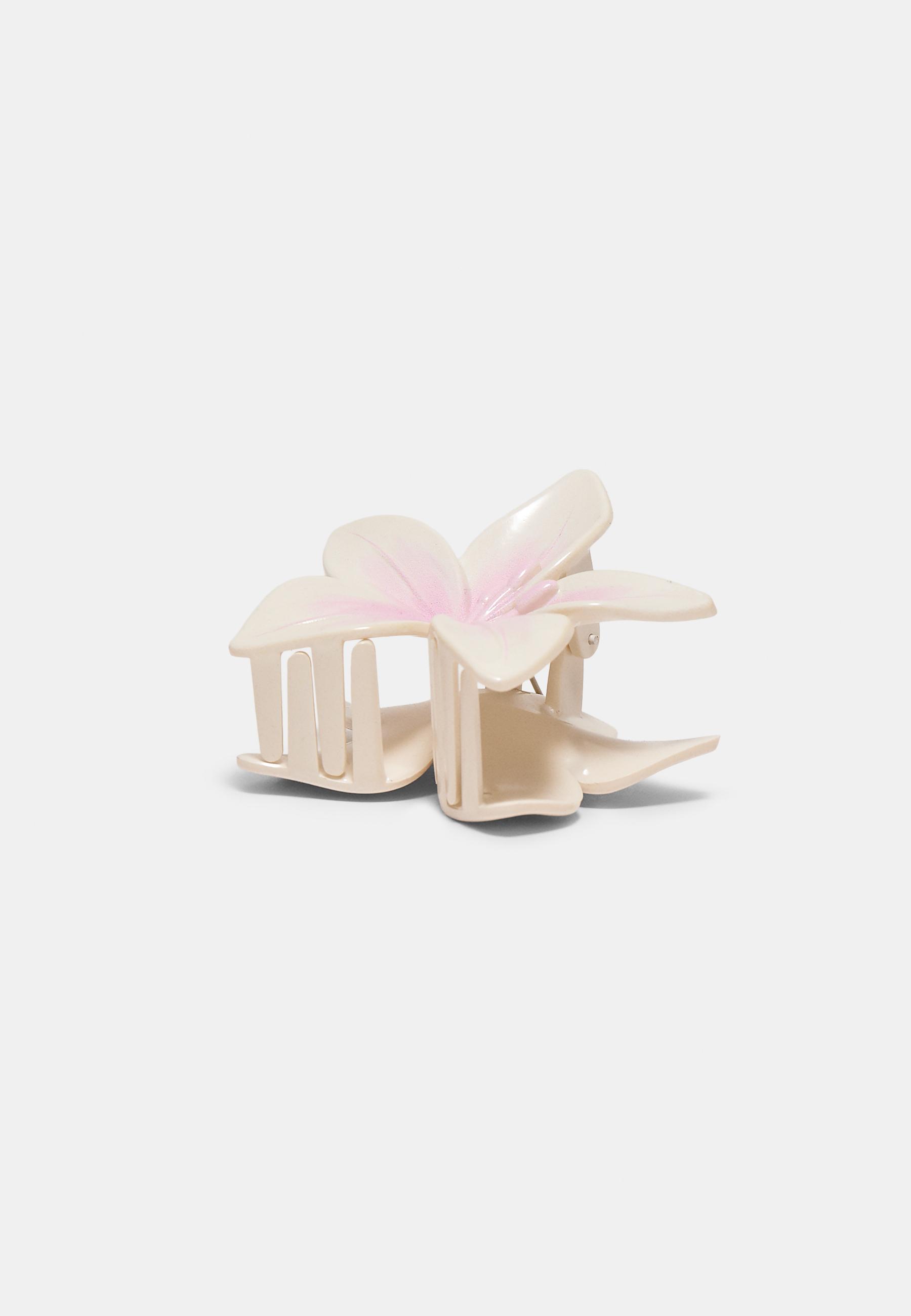 Flower hair clip — Pastel pink