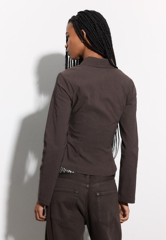 camisa fruncida lisa