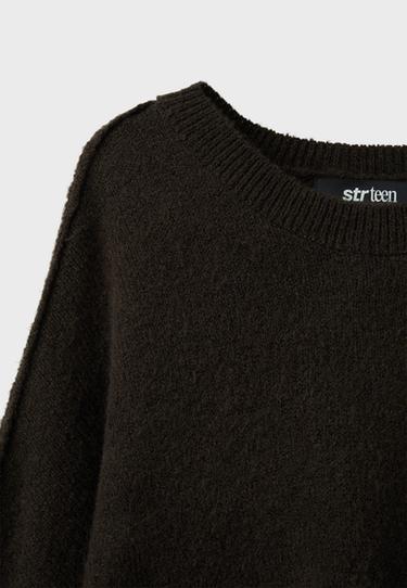 Round neck knit jumper — Brown 9