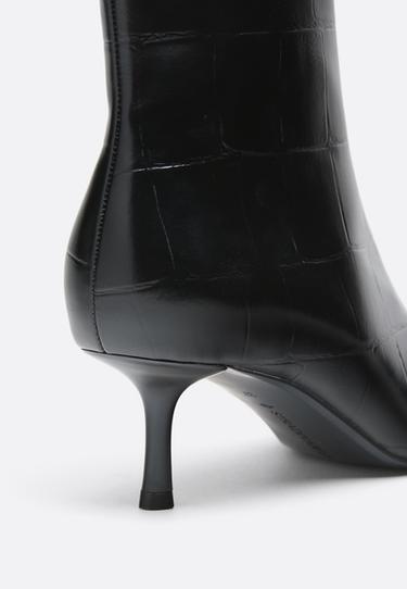 Wide-leg crocodile-effect kitten heel ankle boots — BLACK  3