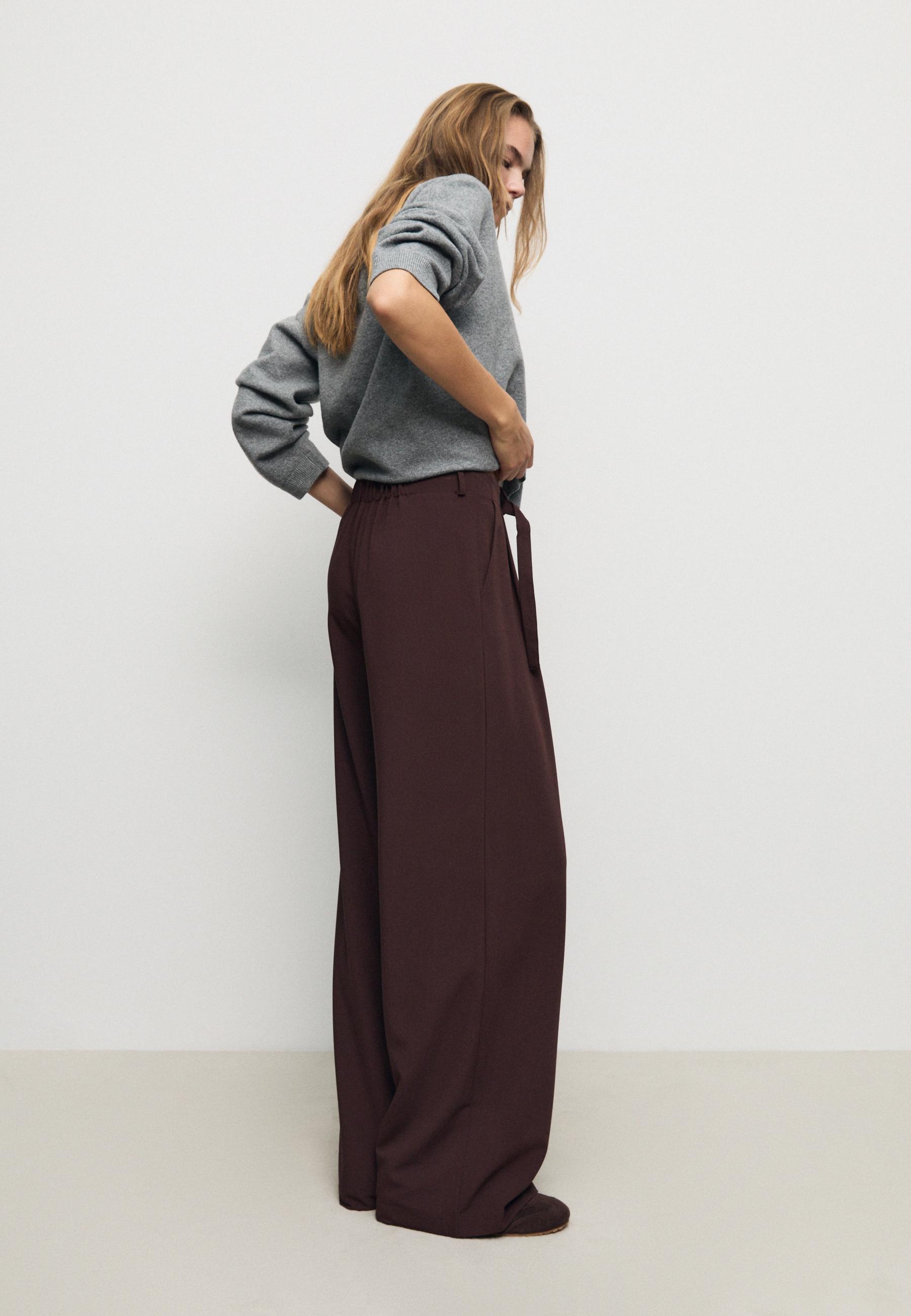 Wide-leg trousers with buckle detail — Brown