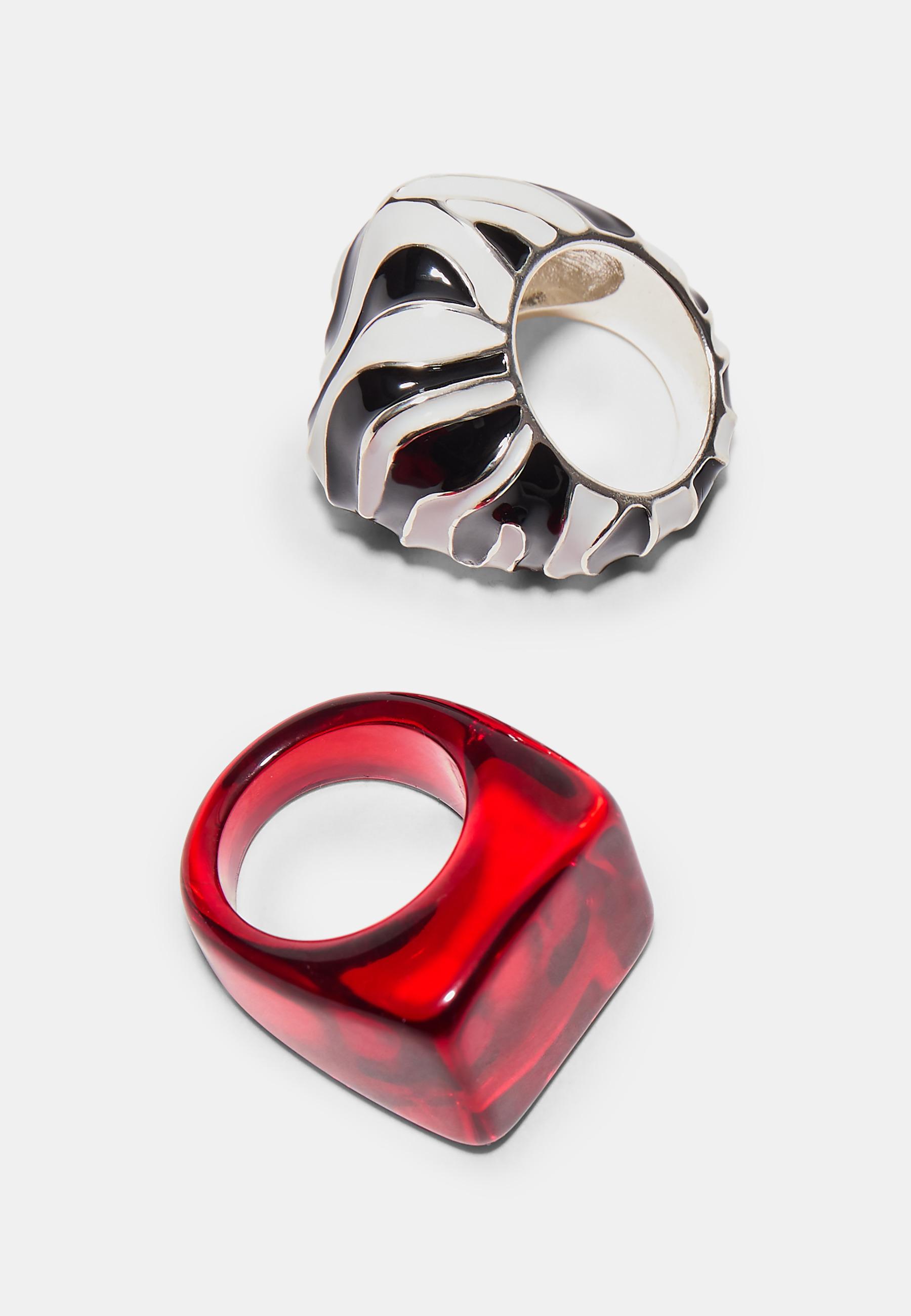 Set of 2 combined rings — Black (alternate view)