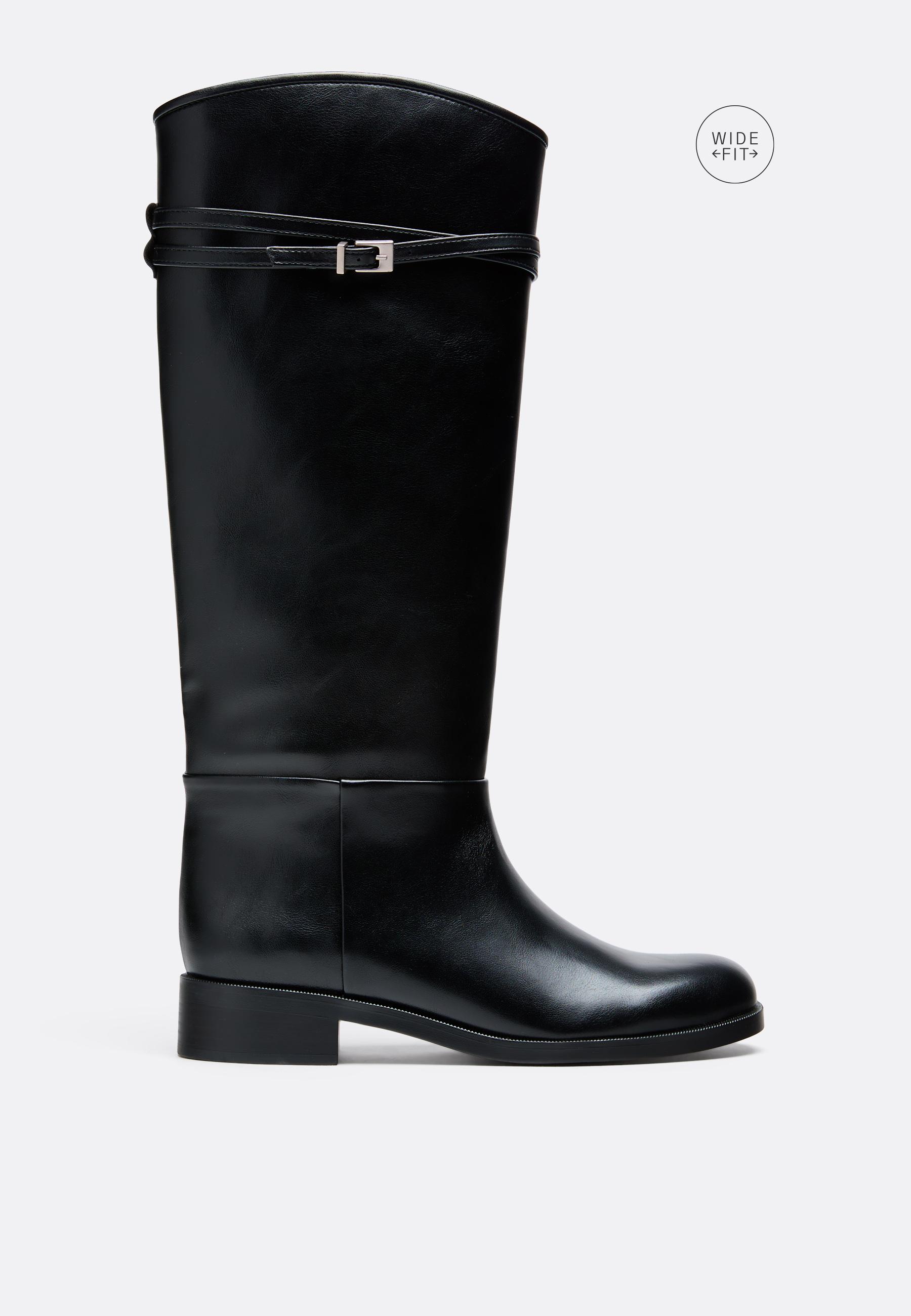 Stradivarius Wide Fit. Φλατ Μπότες Ιππασίας Μαύρο 37
