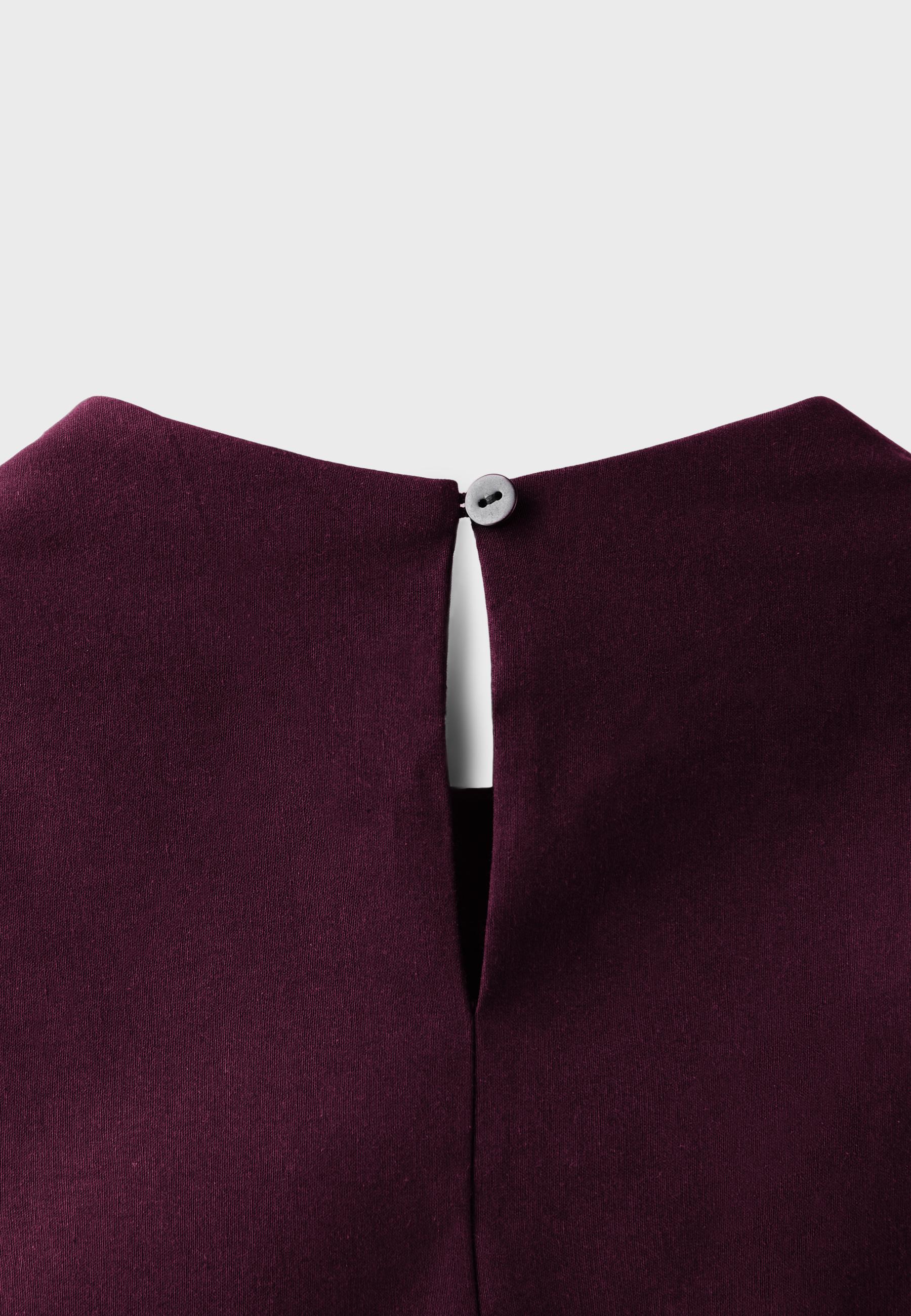 Sleeveless high-neck peplum top — Purple