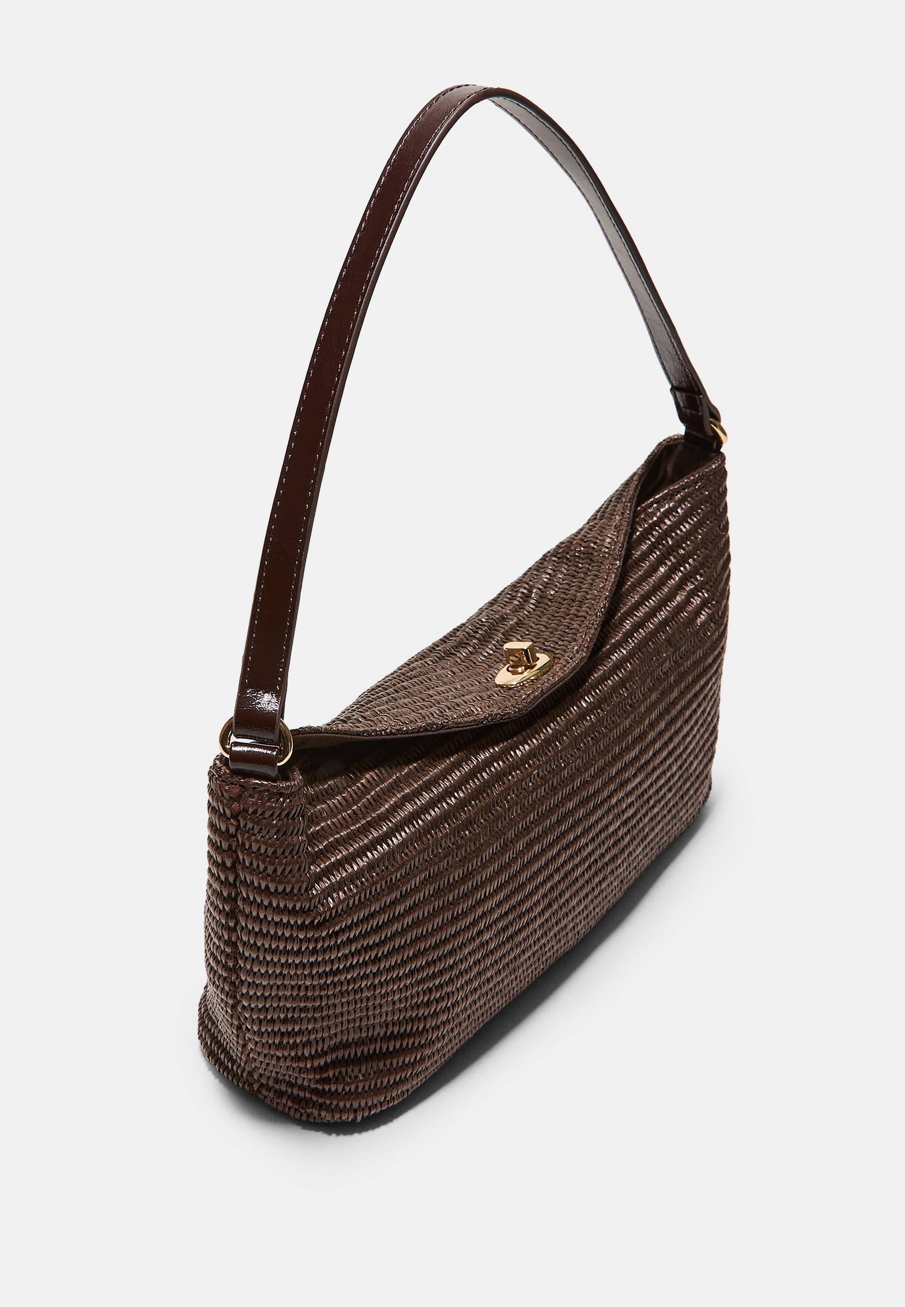 Crochet shoulder bag with metal fastening — Brown