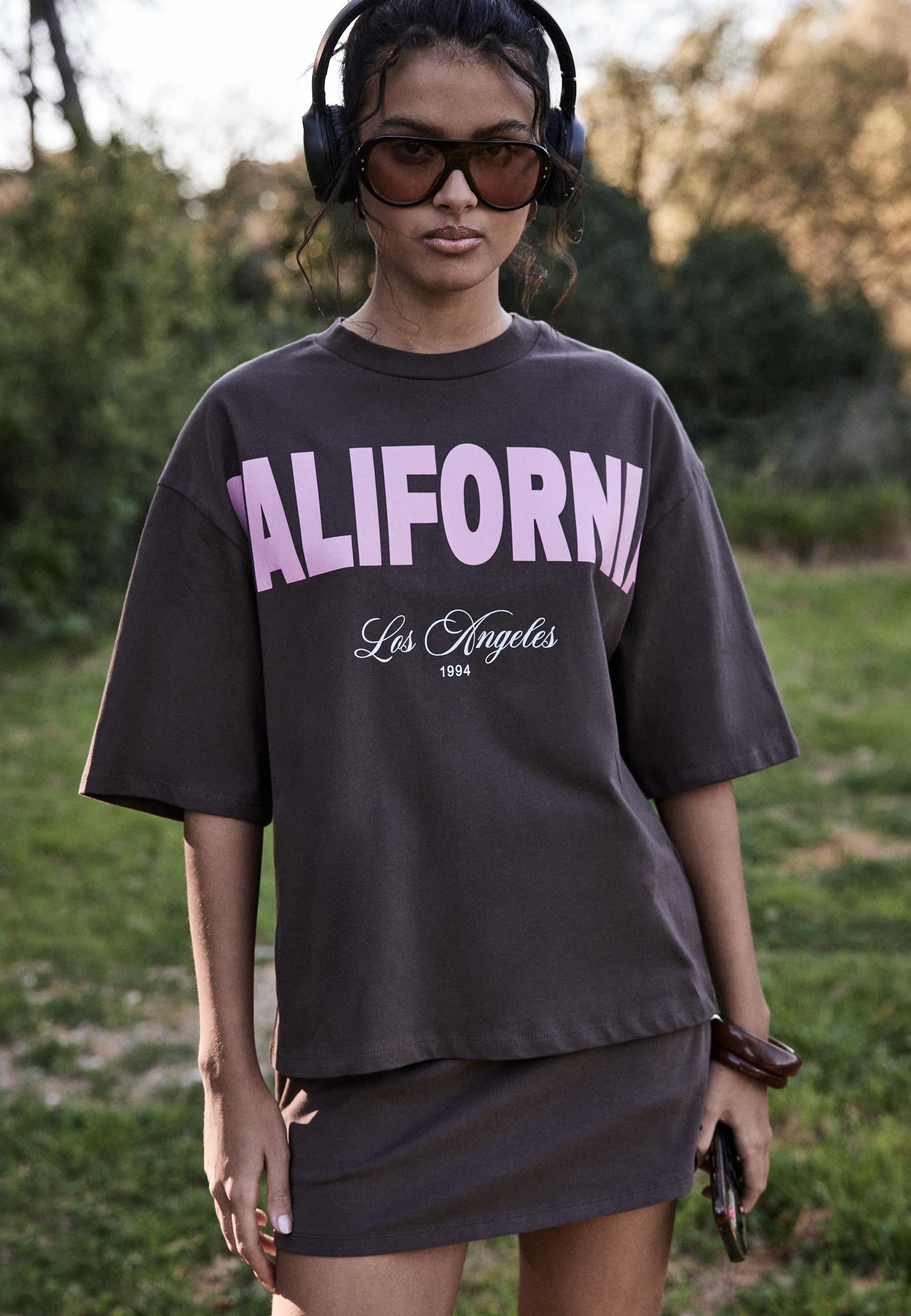 Short sleeve positional T-shirt — Brown