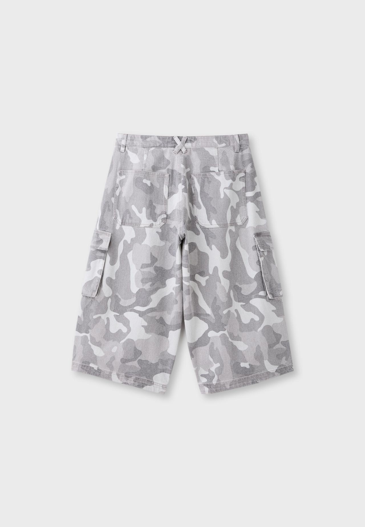 Printed twill Bermuda shorts — Grey