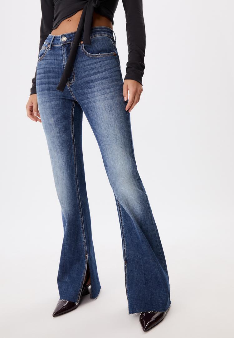 d74 jeans boca de sino com abertura