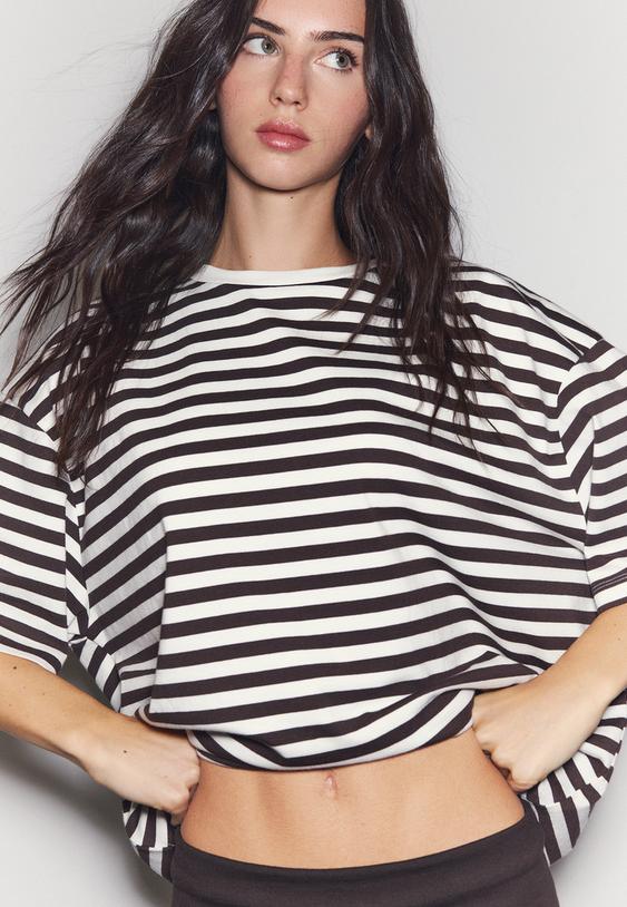 Stradivarius T-Shirt Boxy À Manches Courtes Écru Xs