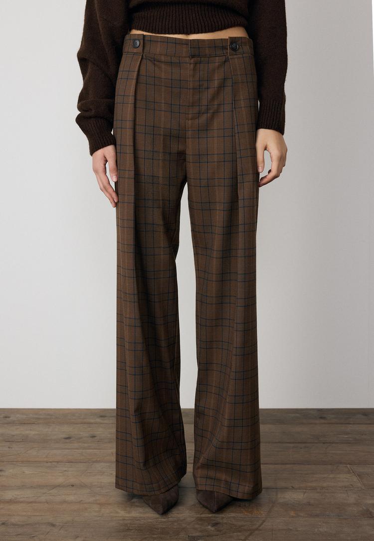 karierte-stoffhose-mit-bundfalten