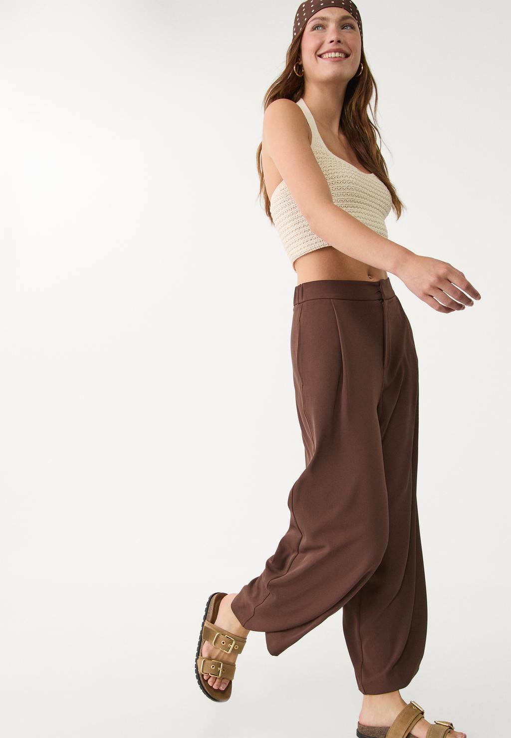 Smart culottes with darts