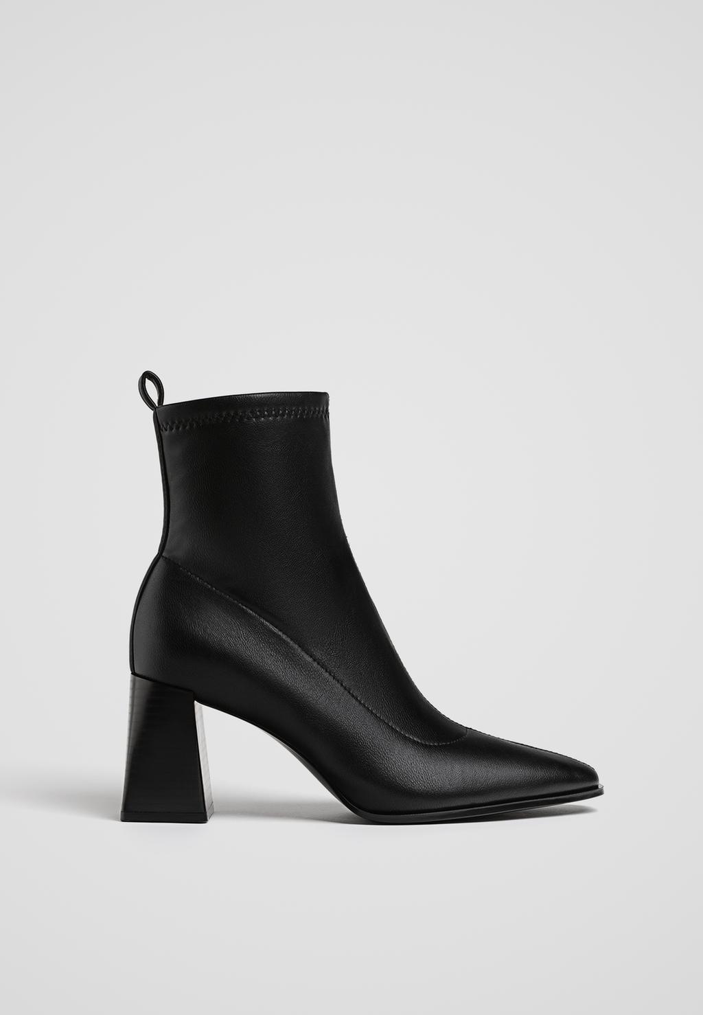 High-heel stretch ankle boots