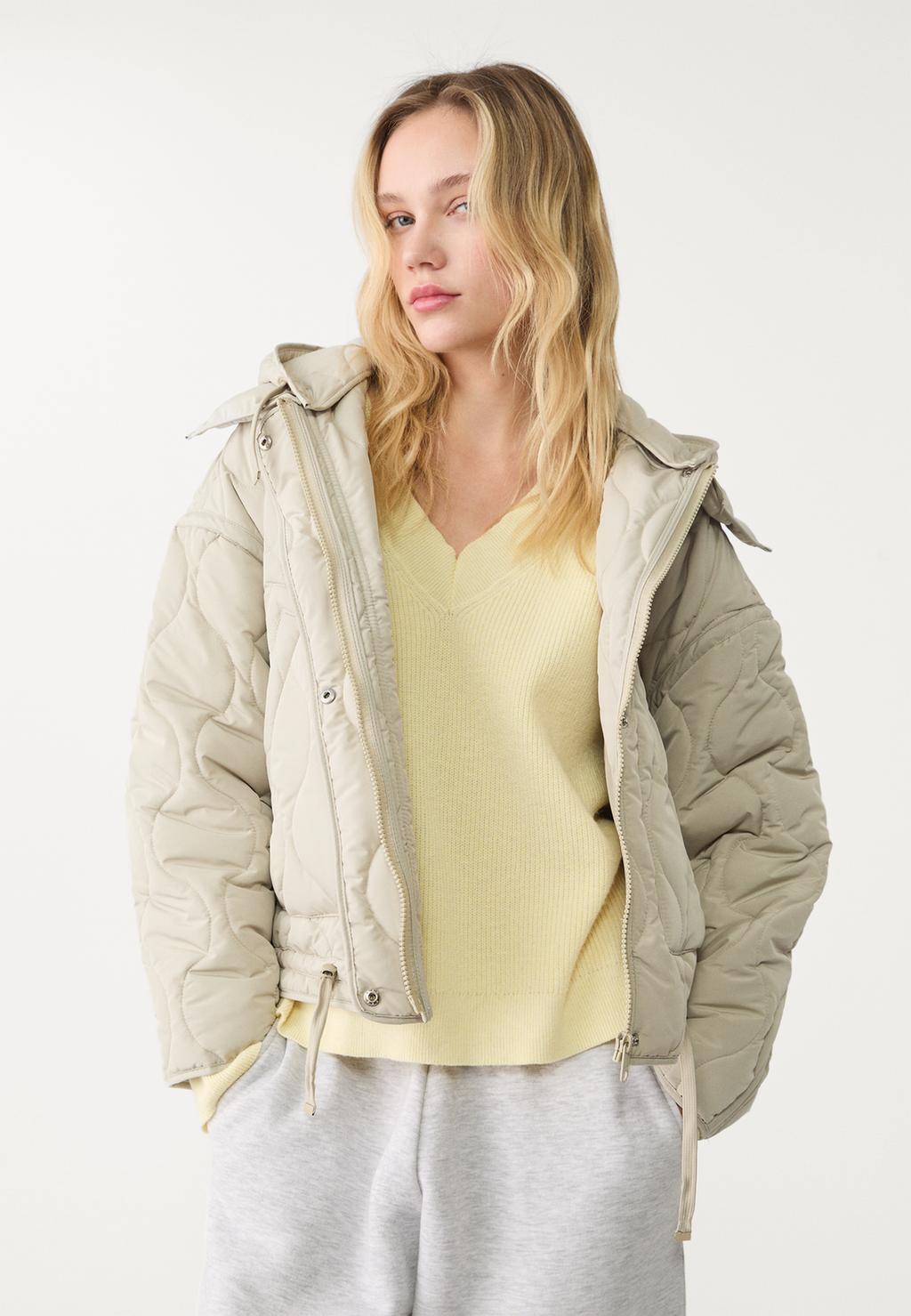 Hooded puffer jacket