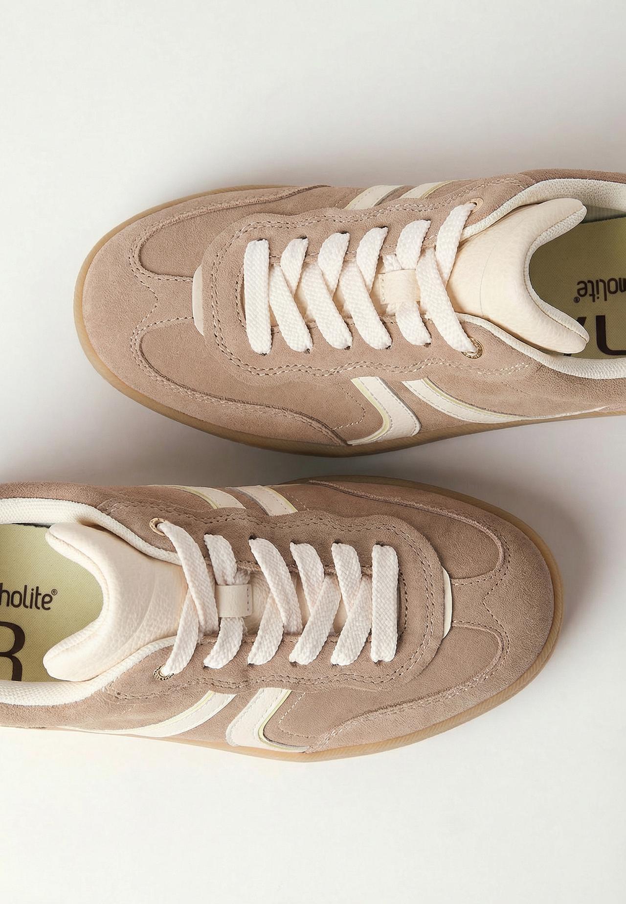 Casual leather trainers — BEIGE