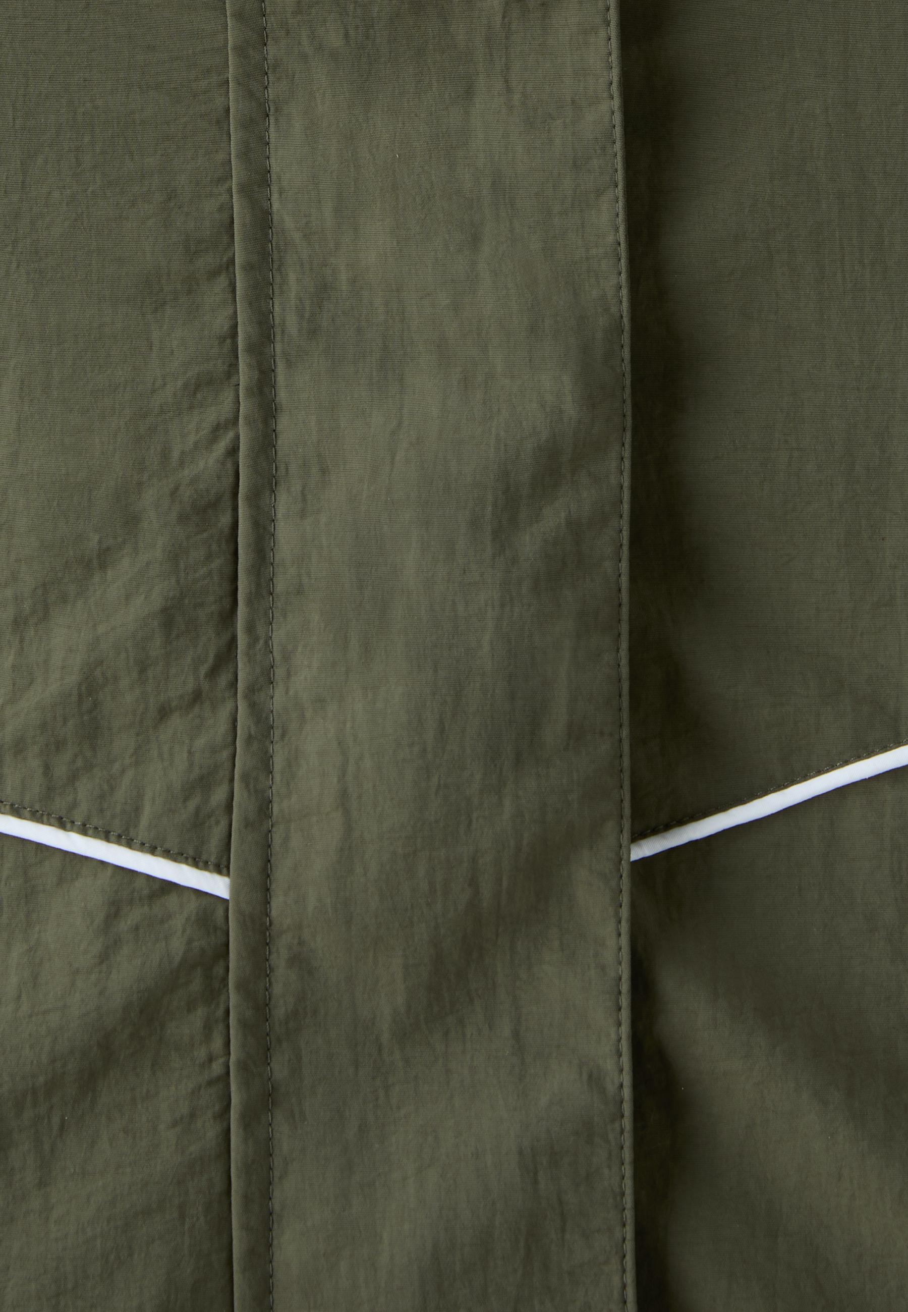 Technical windbreaker — Khaki