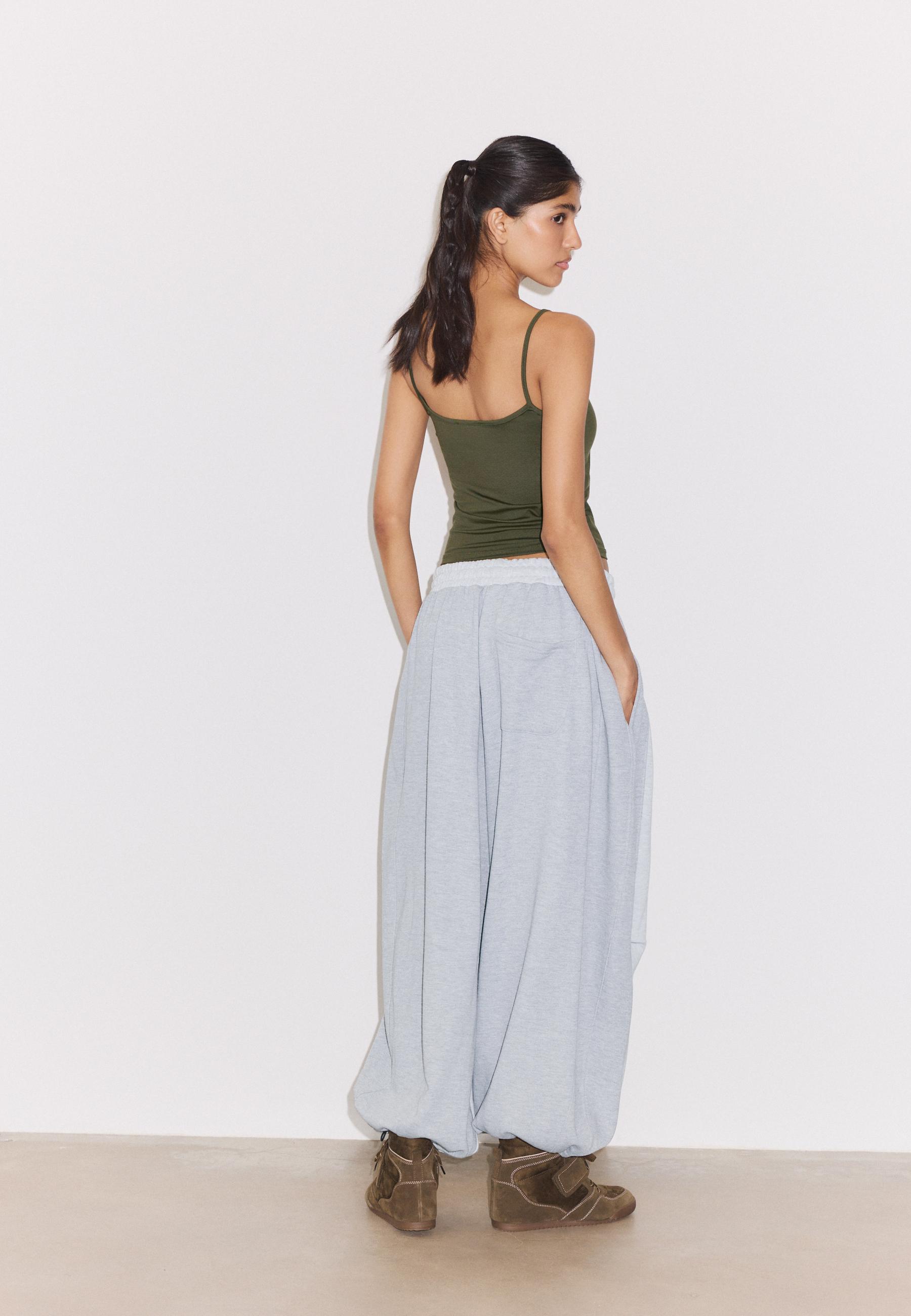 Balloon jogger trousers with toggles — Grey melange