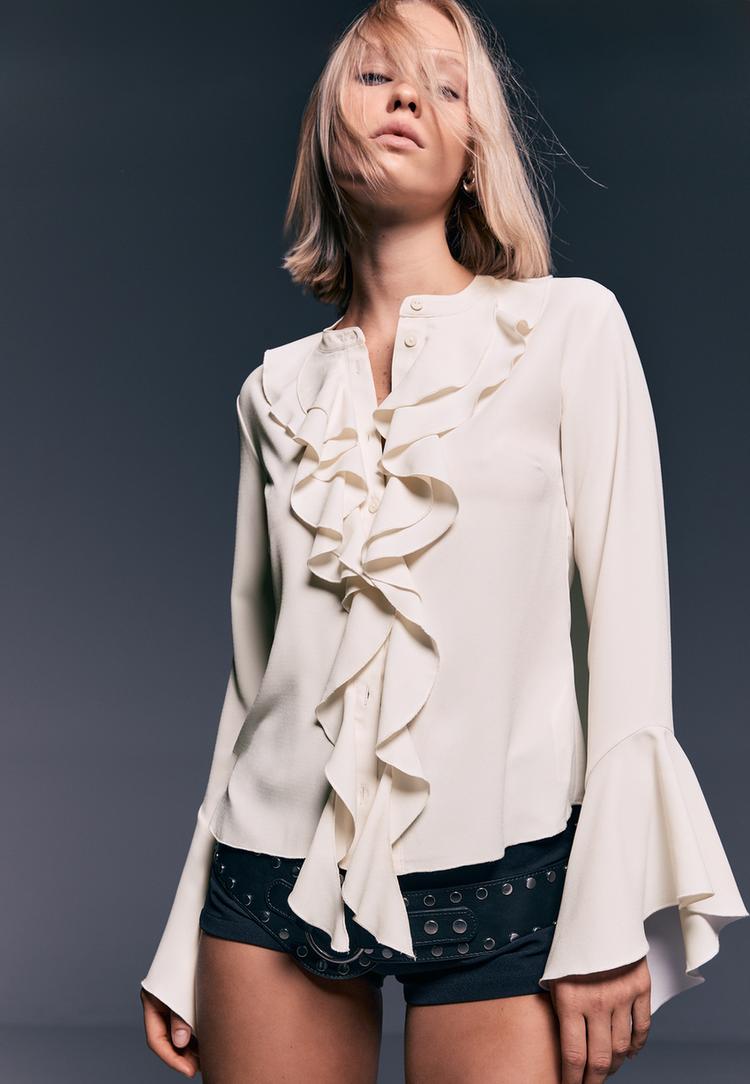 loose fitting shirt with double ruffle trims
