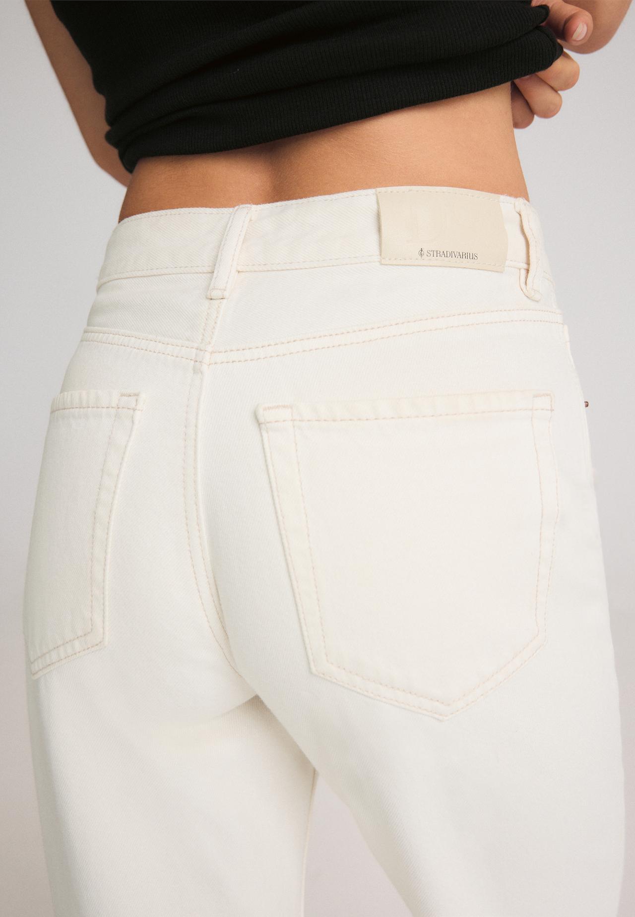 D92 Wide-leg jeans — Vanilla