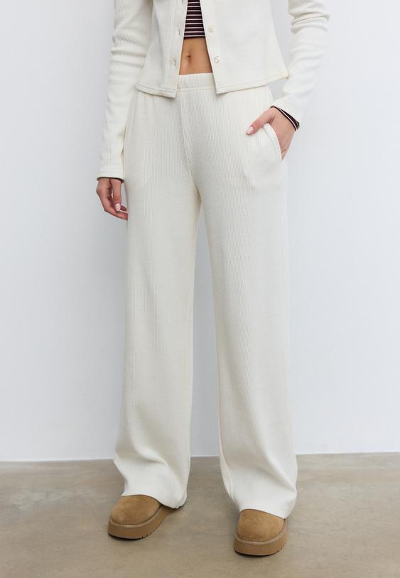 Stradivarius Long Knit Trousers Vanilla Xl