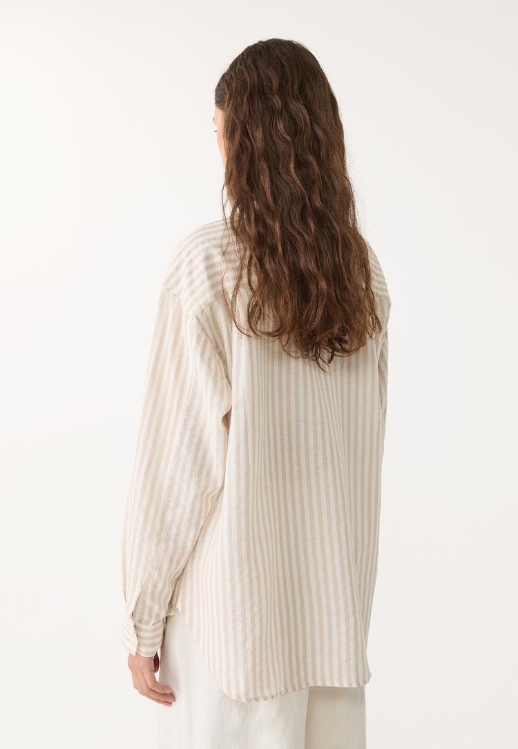 soepelvallende blouse met linnen