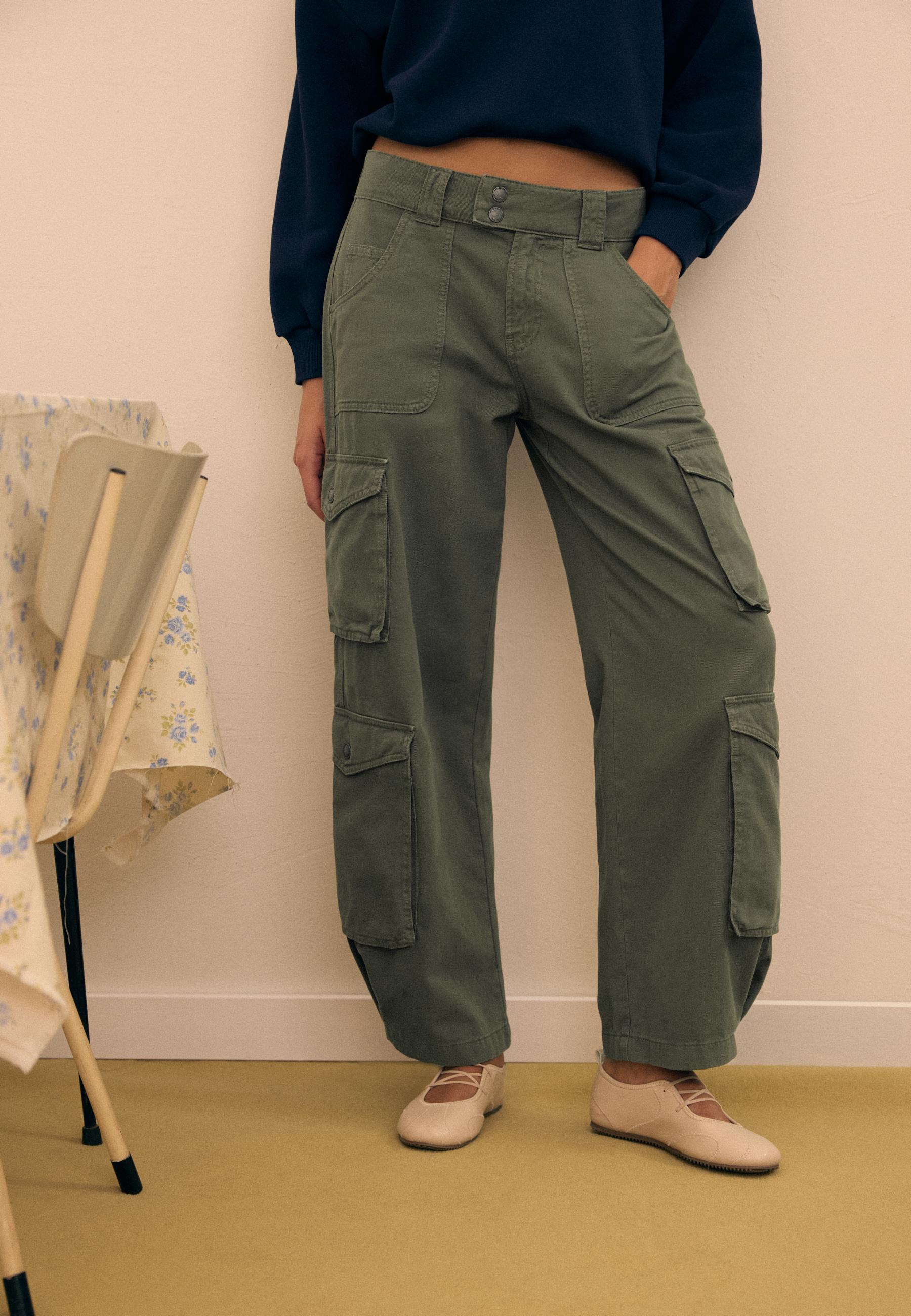 Stradivarius Straight fit kargo pantolon görsel 6