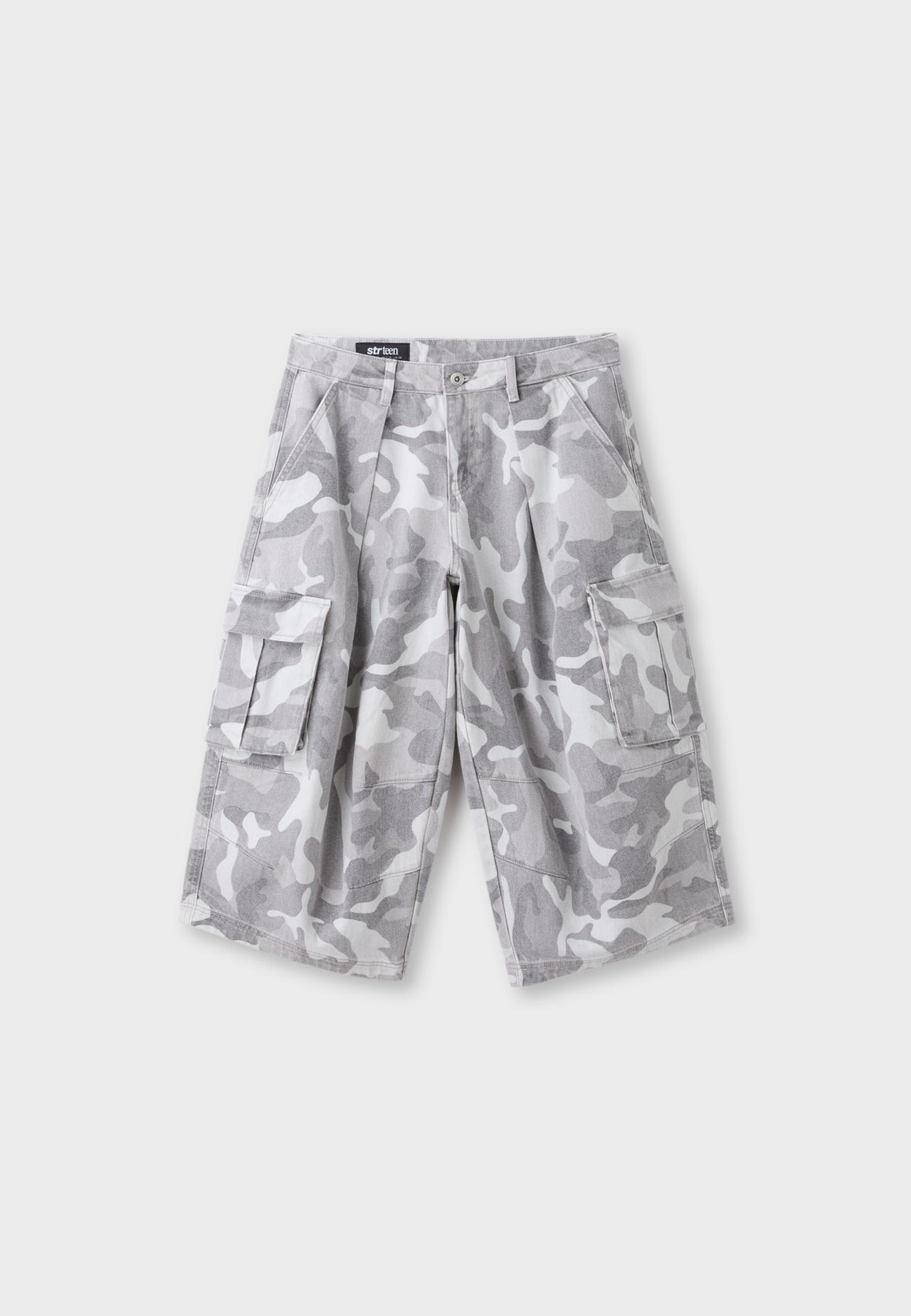 Printed twill Bermuda shorts — Grey