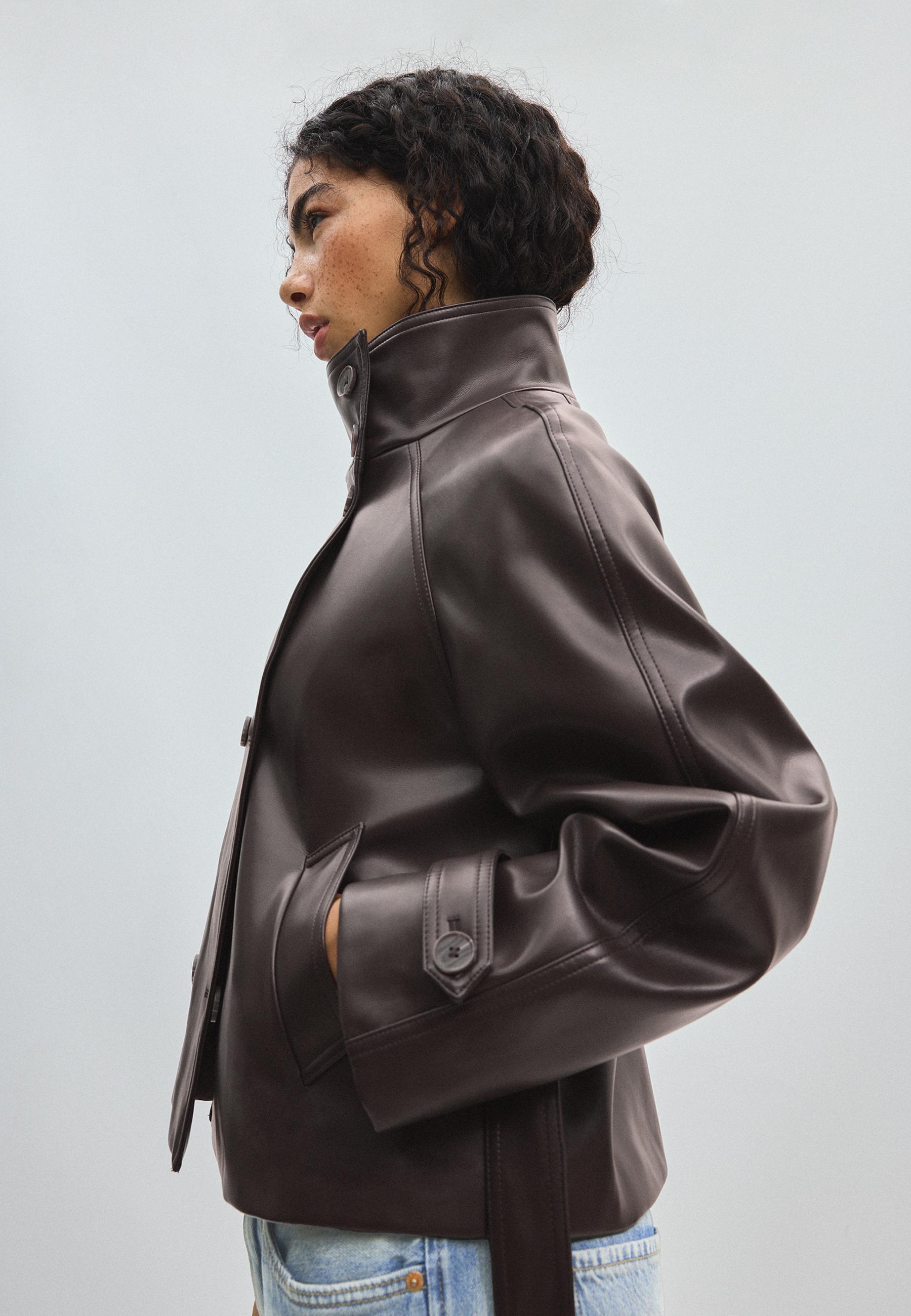 Short leather effect trench coat — Dark grey