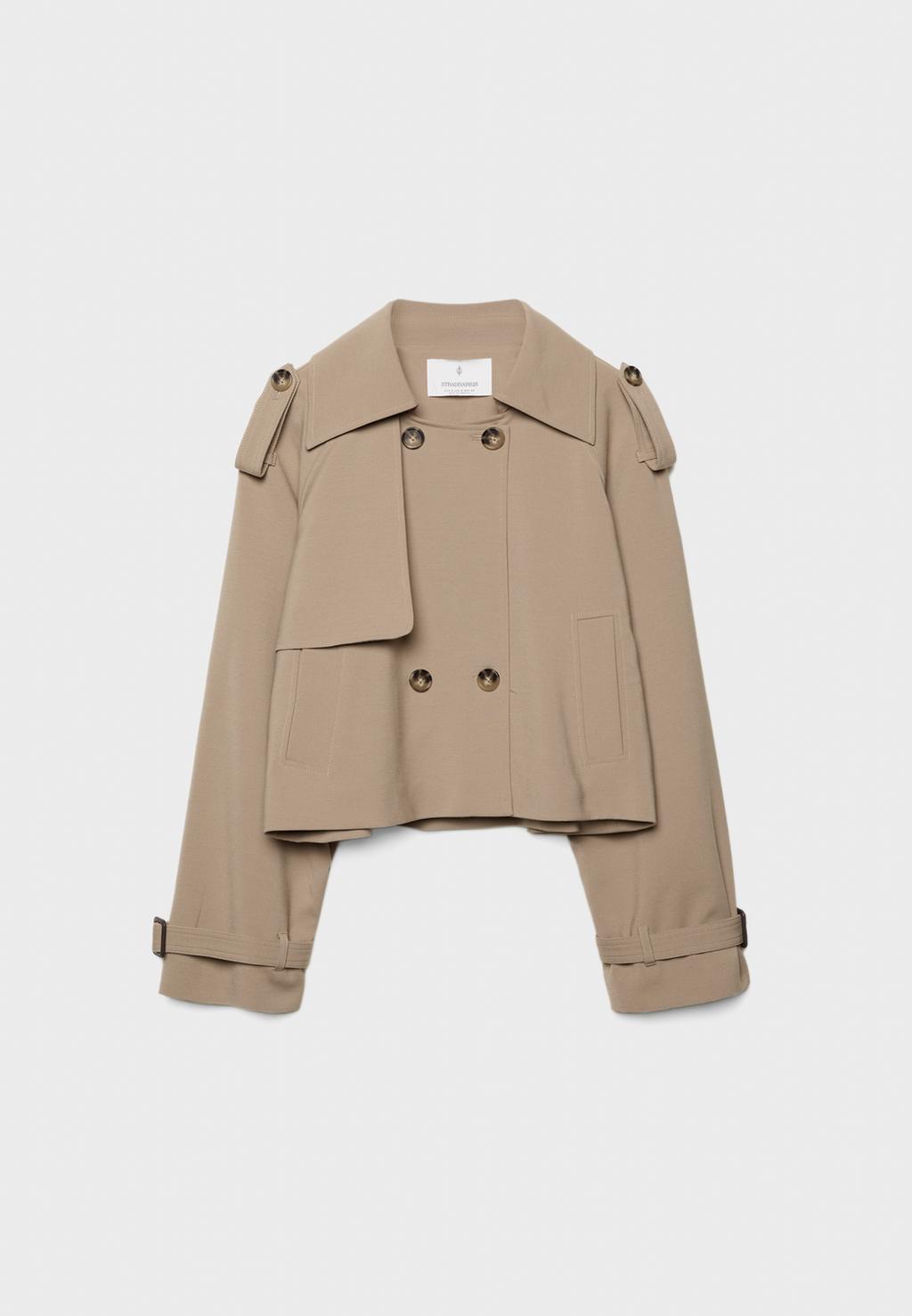 Short smart flowing trench coat