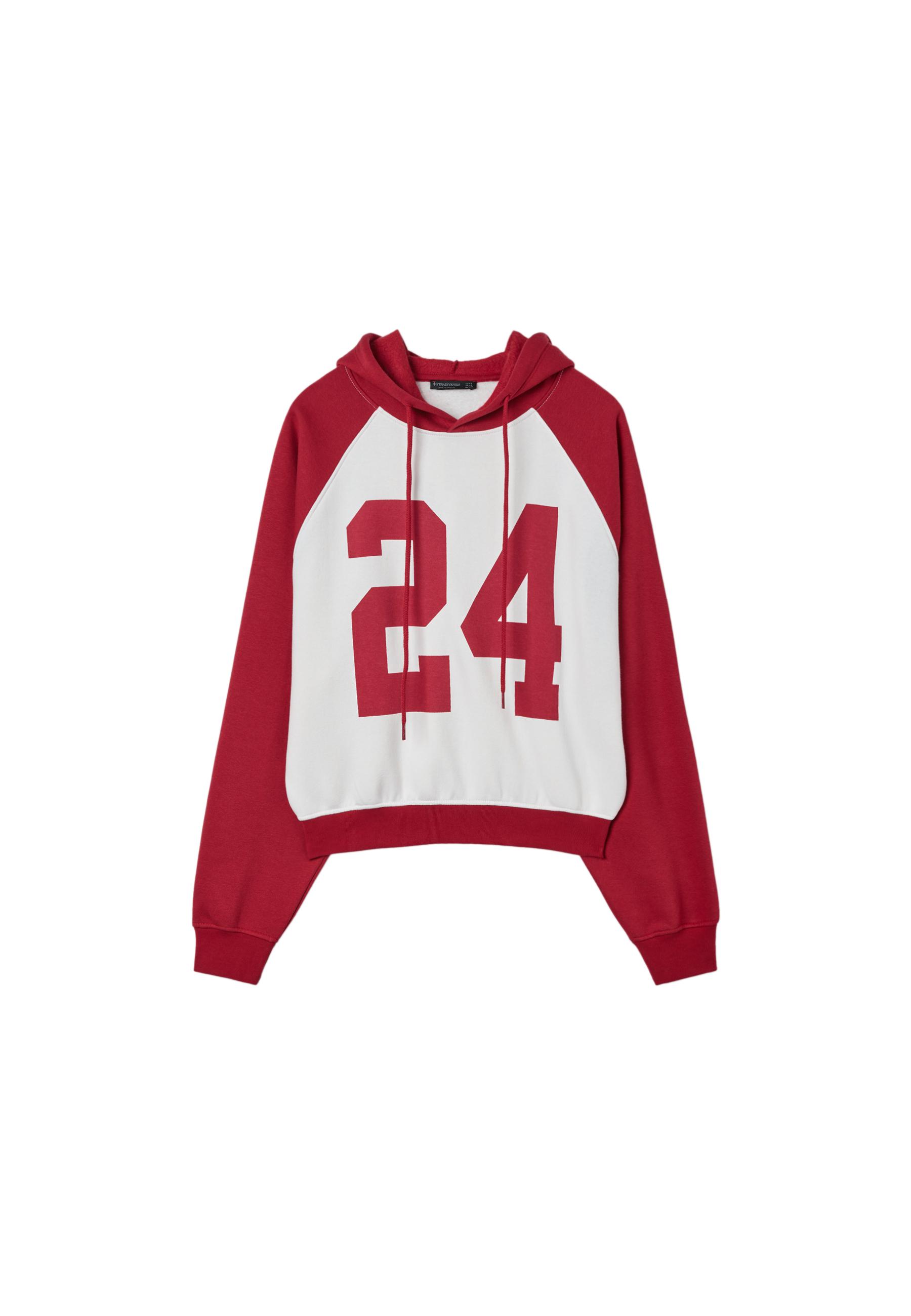 Raglan sleeve hoodie — Red
