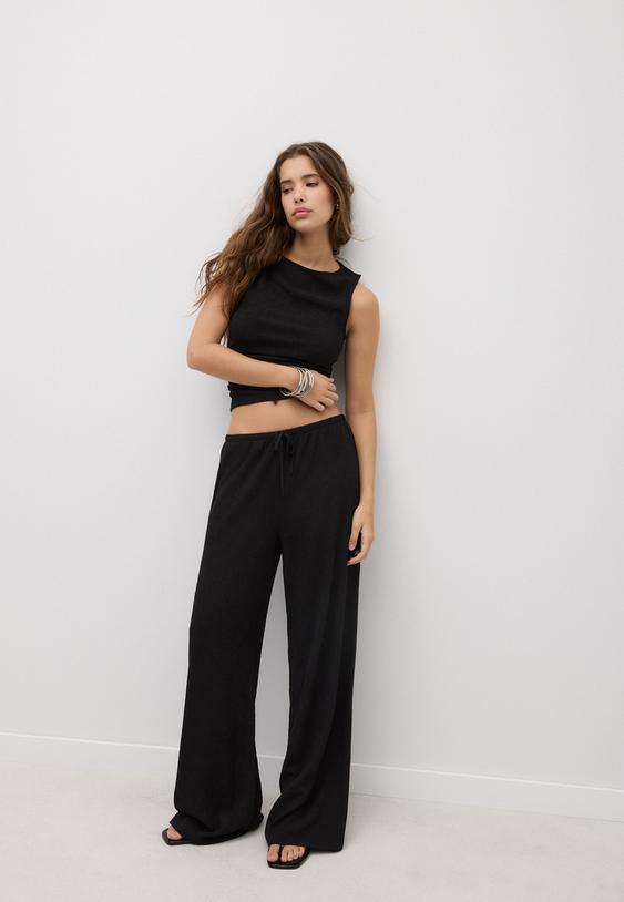 Stradivarius Top Texture Froncée Noir S