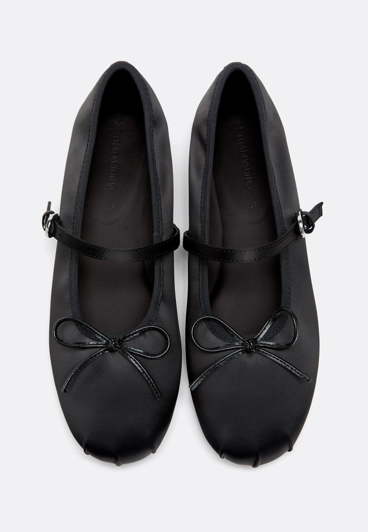 Satin buckle ballet pumps — BLACK 
