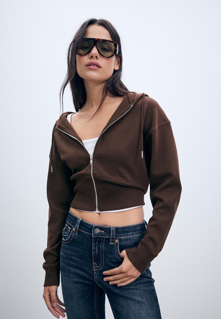 sudadera capucha cremallera
