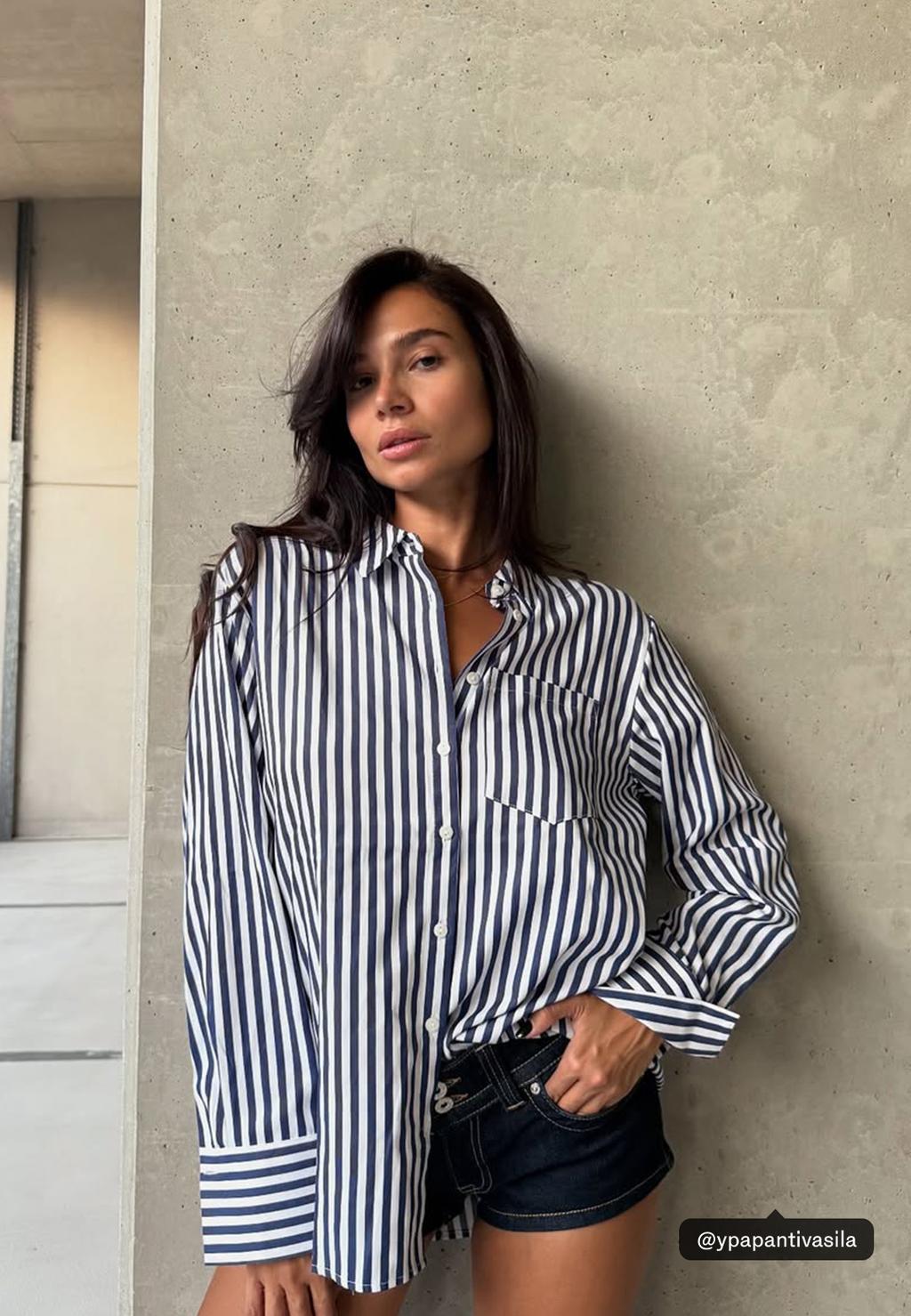 Camisa básica bolsillo popelín rayas