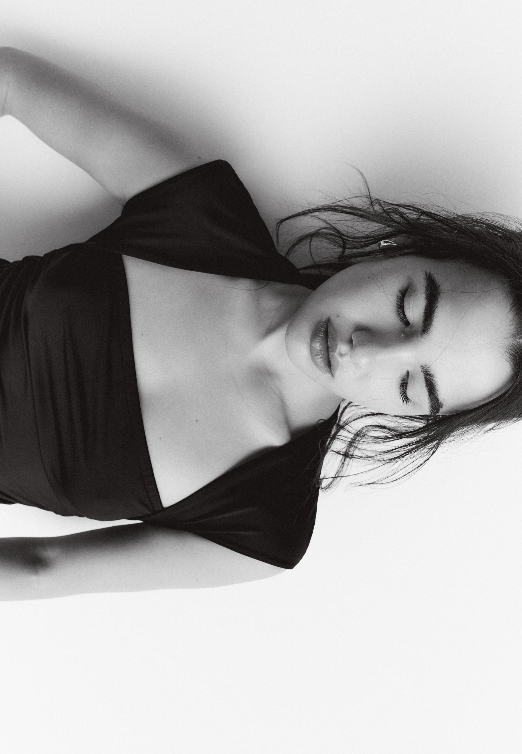 Polyamide Ruched Square Neck T-Shirt — Black (alternate view)
