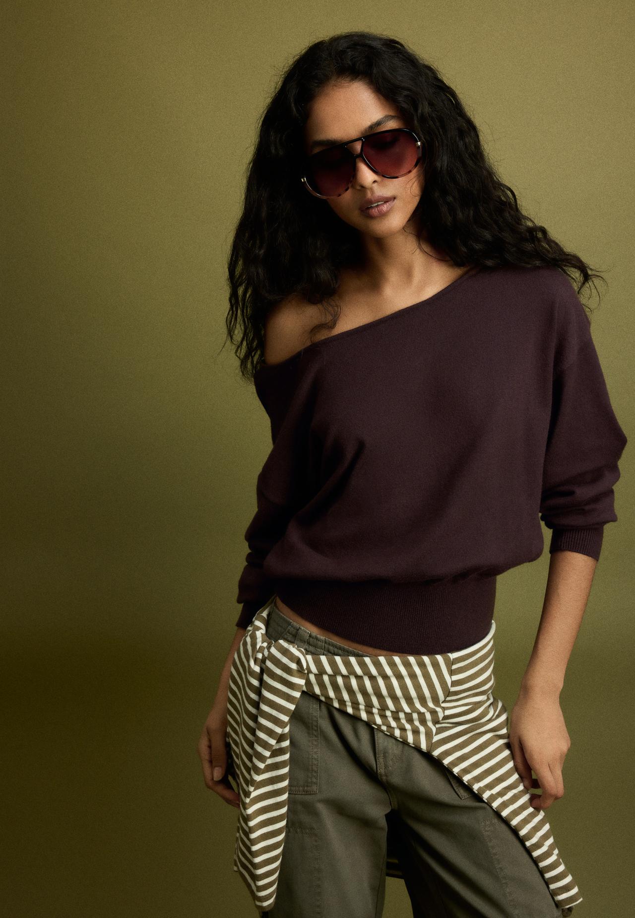 Asymmetric knit jumper — Brown