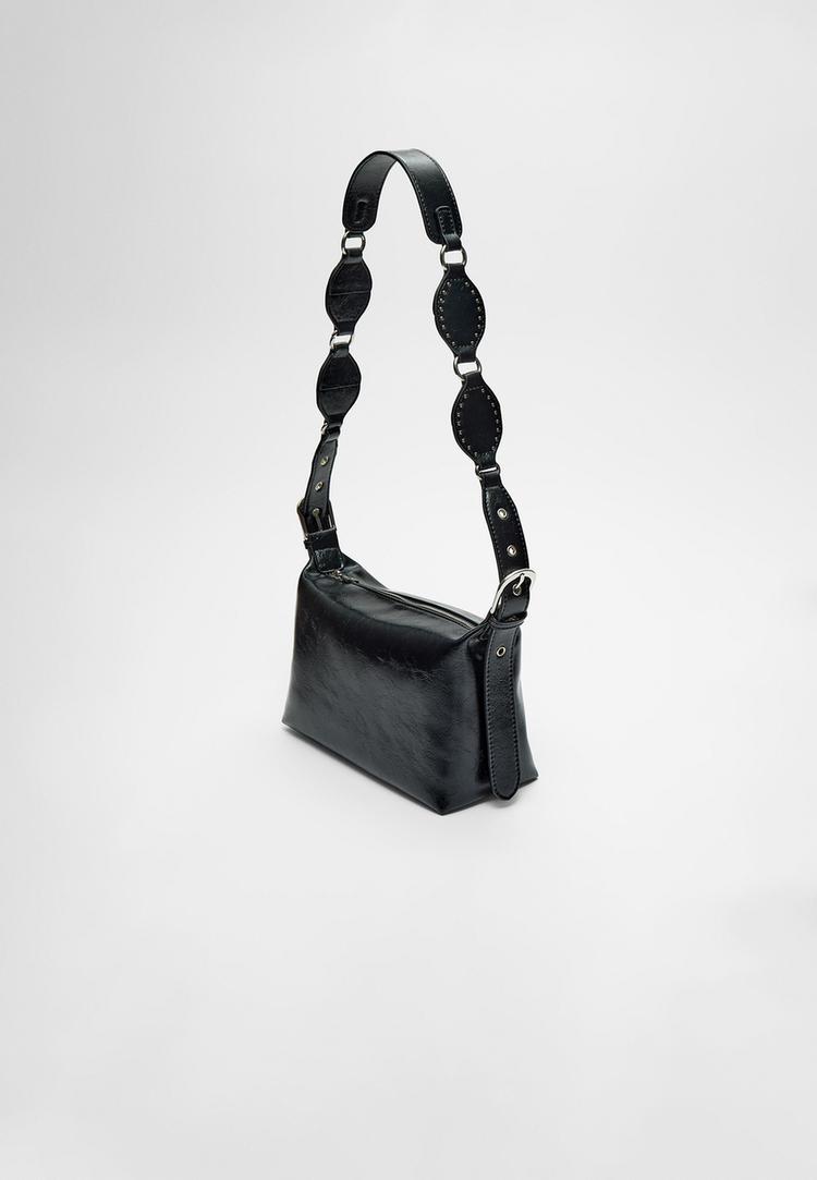 bolso bandolera tachas